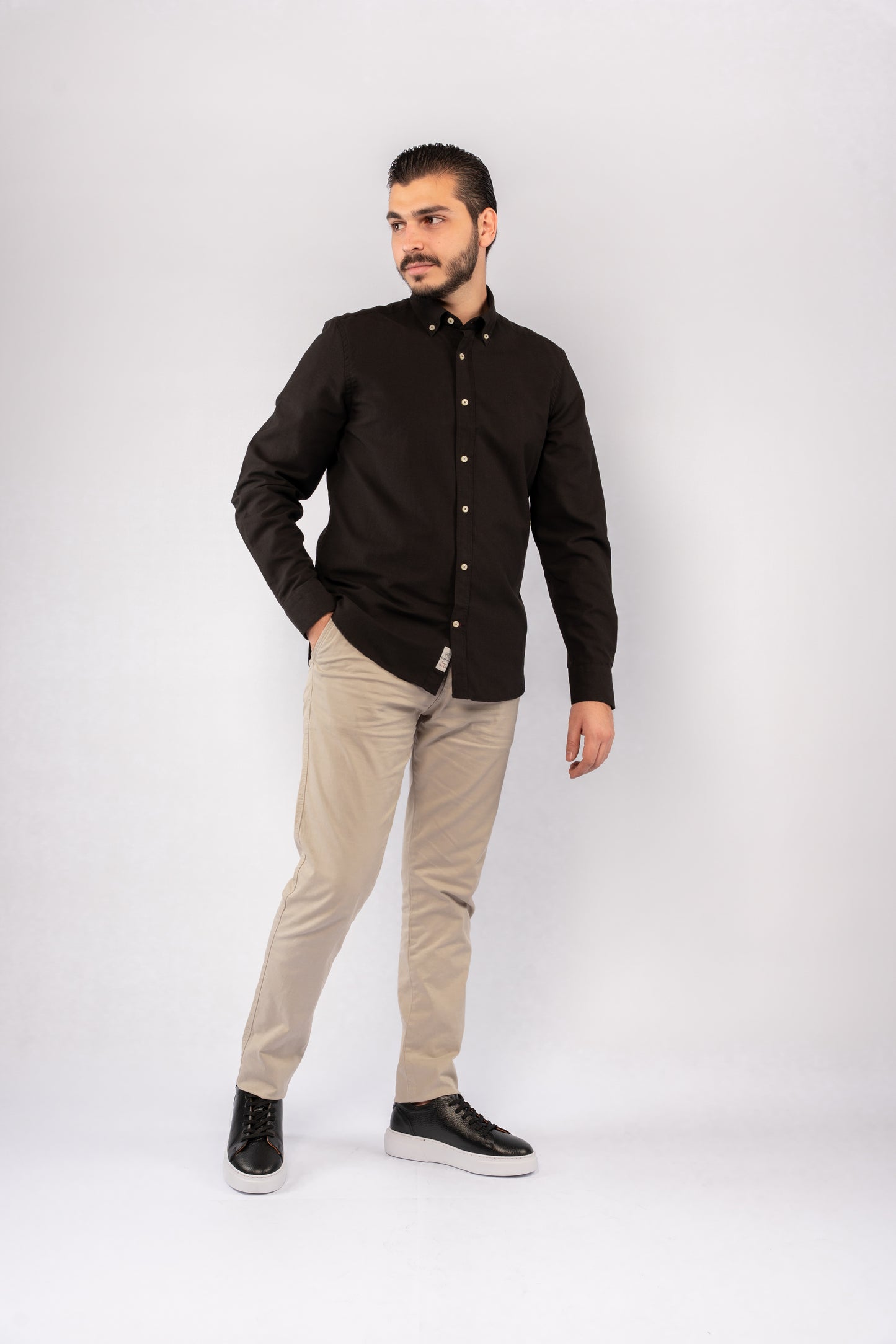 BLACK TIMELESS OXFORD SHIRT