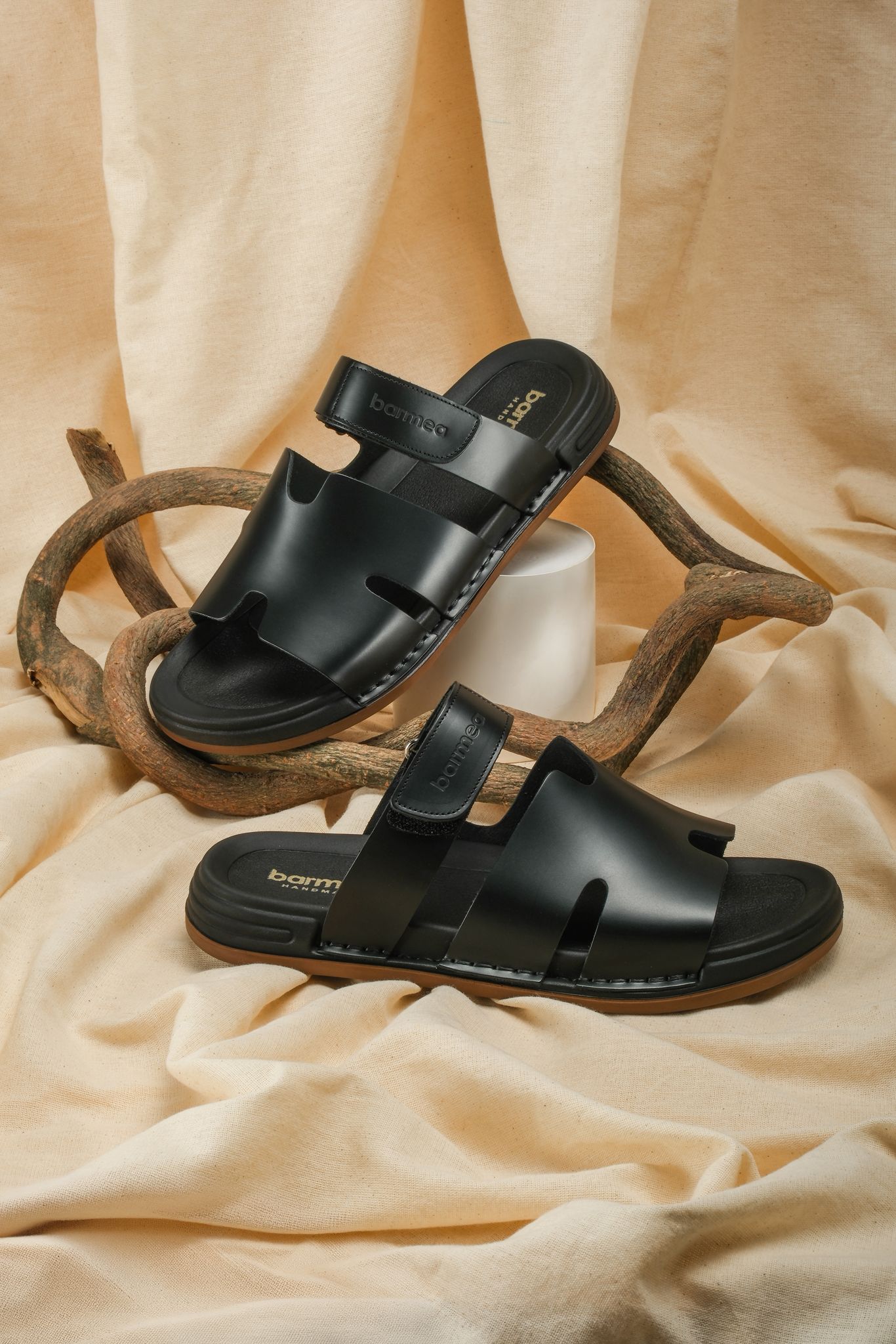 BLACK 100% LEATHER SLIPPERS