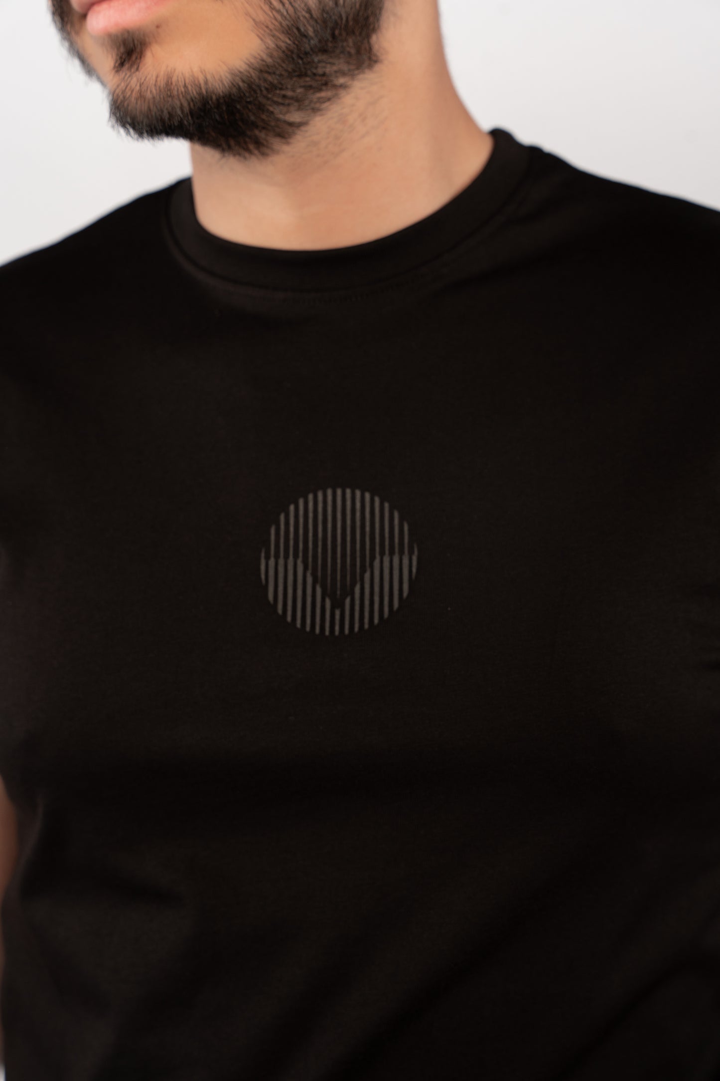 BLACK URBAN TSHIRT
