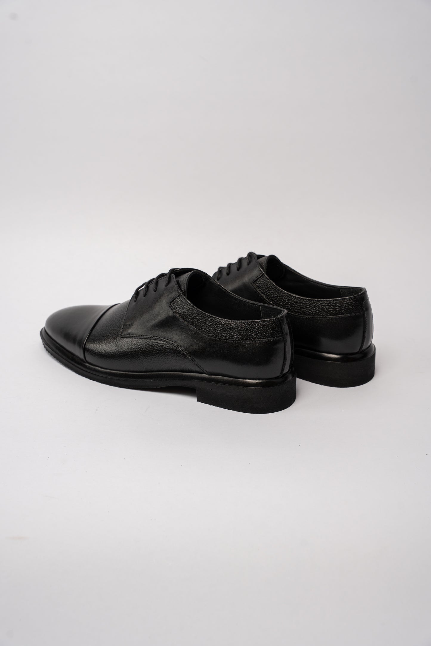 BLACK DERBY SHOE