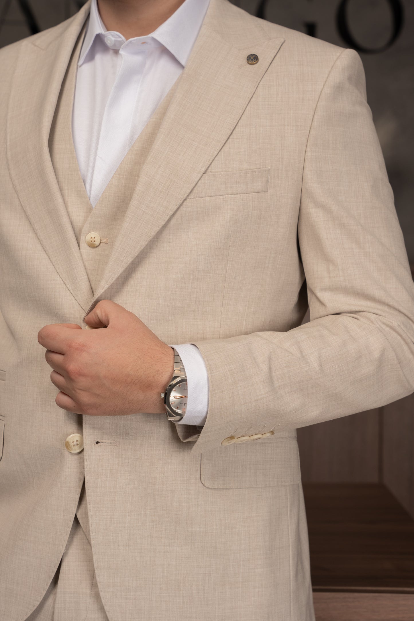 BEIGE TIMELESS SUIT