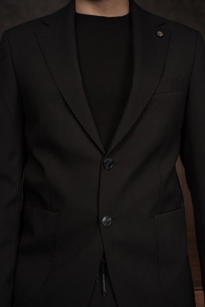BLACK TRAVEL SUIT