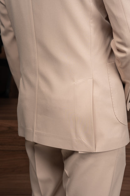 BEIGE TRAVEL SUIT