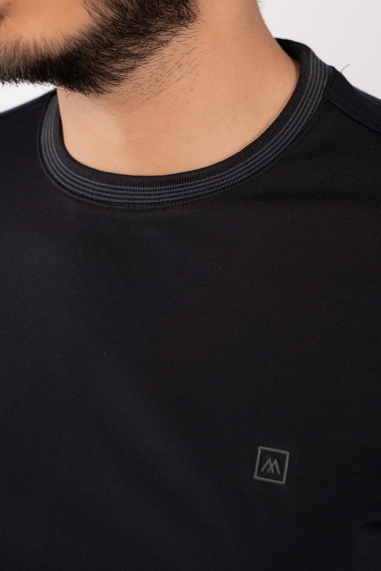 NAVY RELAXED TSHIRT