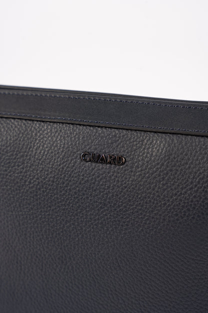 NAVY LEVANT SEAL LEATHER CLUTCH BAG