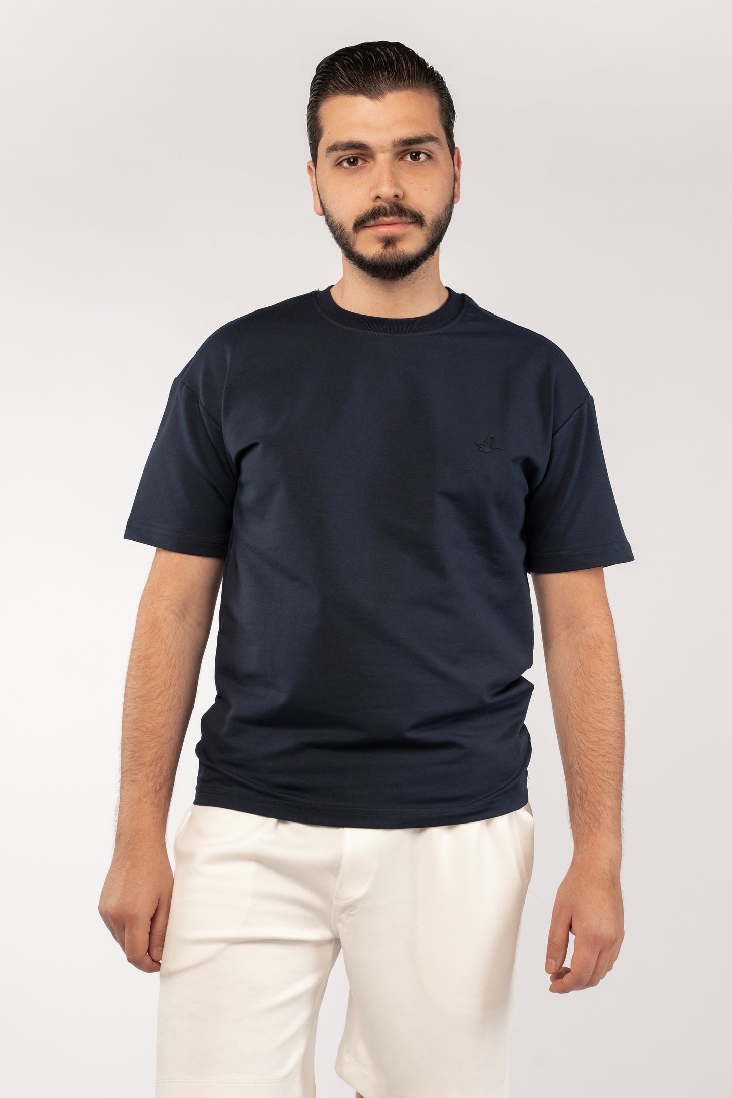 NAVY MINIMAL EAGLE TSHIRT