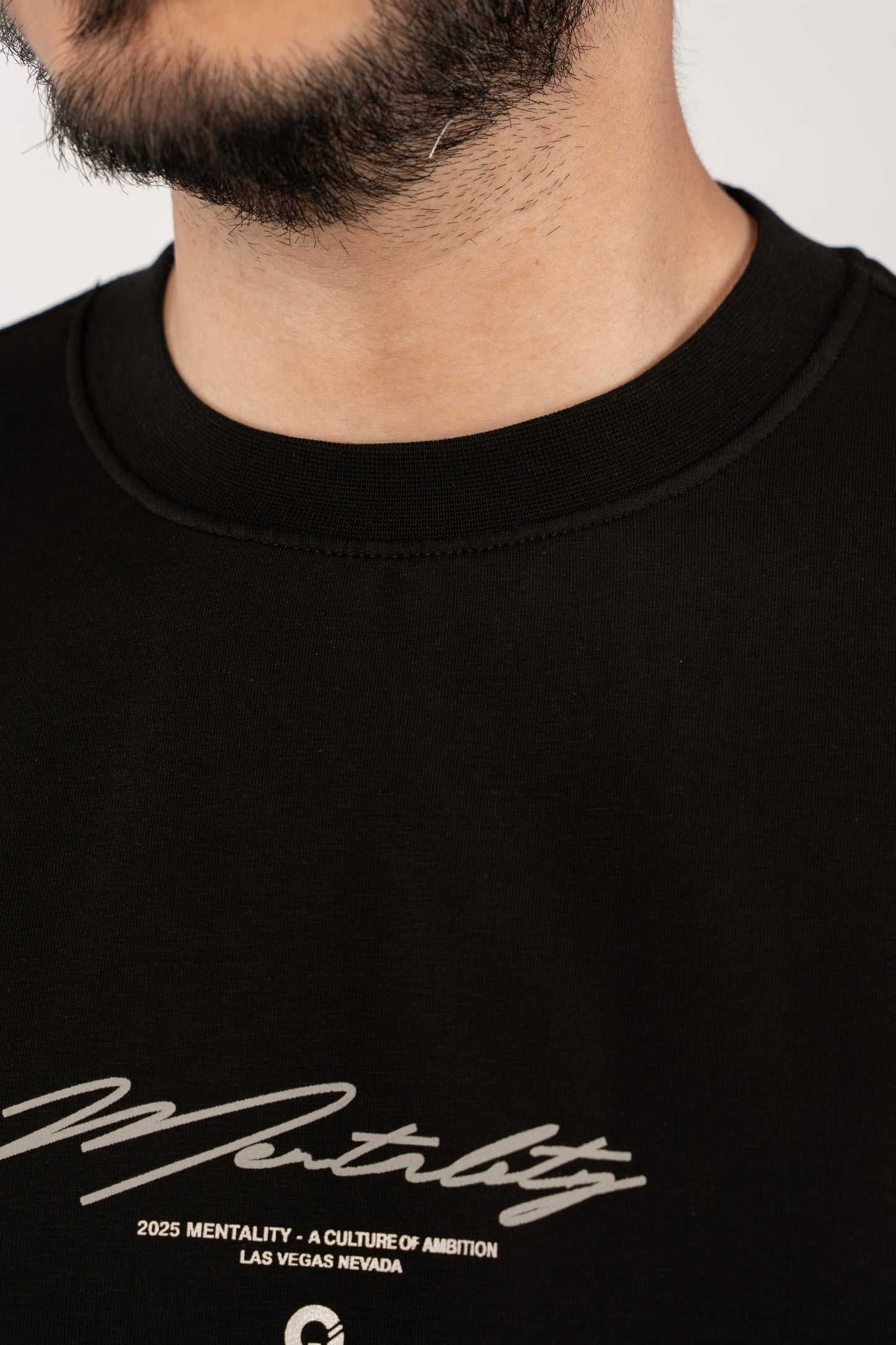 BLACK MENTALITY RELAXED TSHIRT