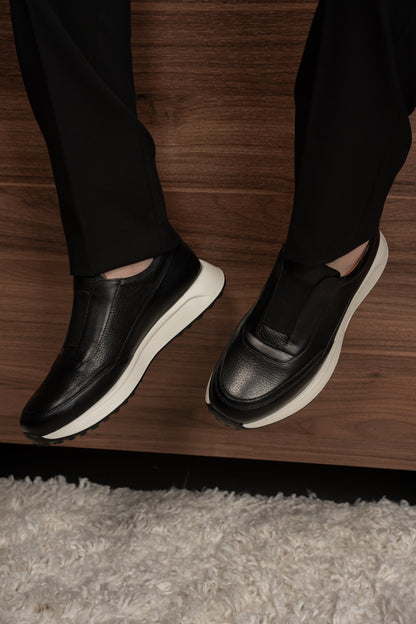 BLACK TRAVEL SUIT