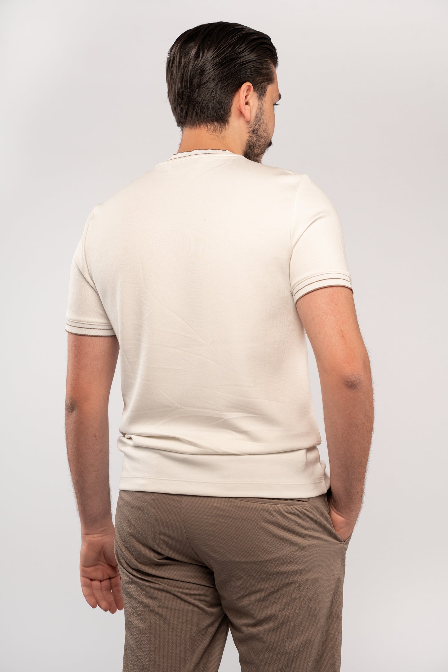 WHITE MODERN TSHIRT