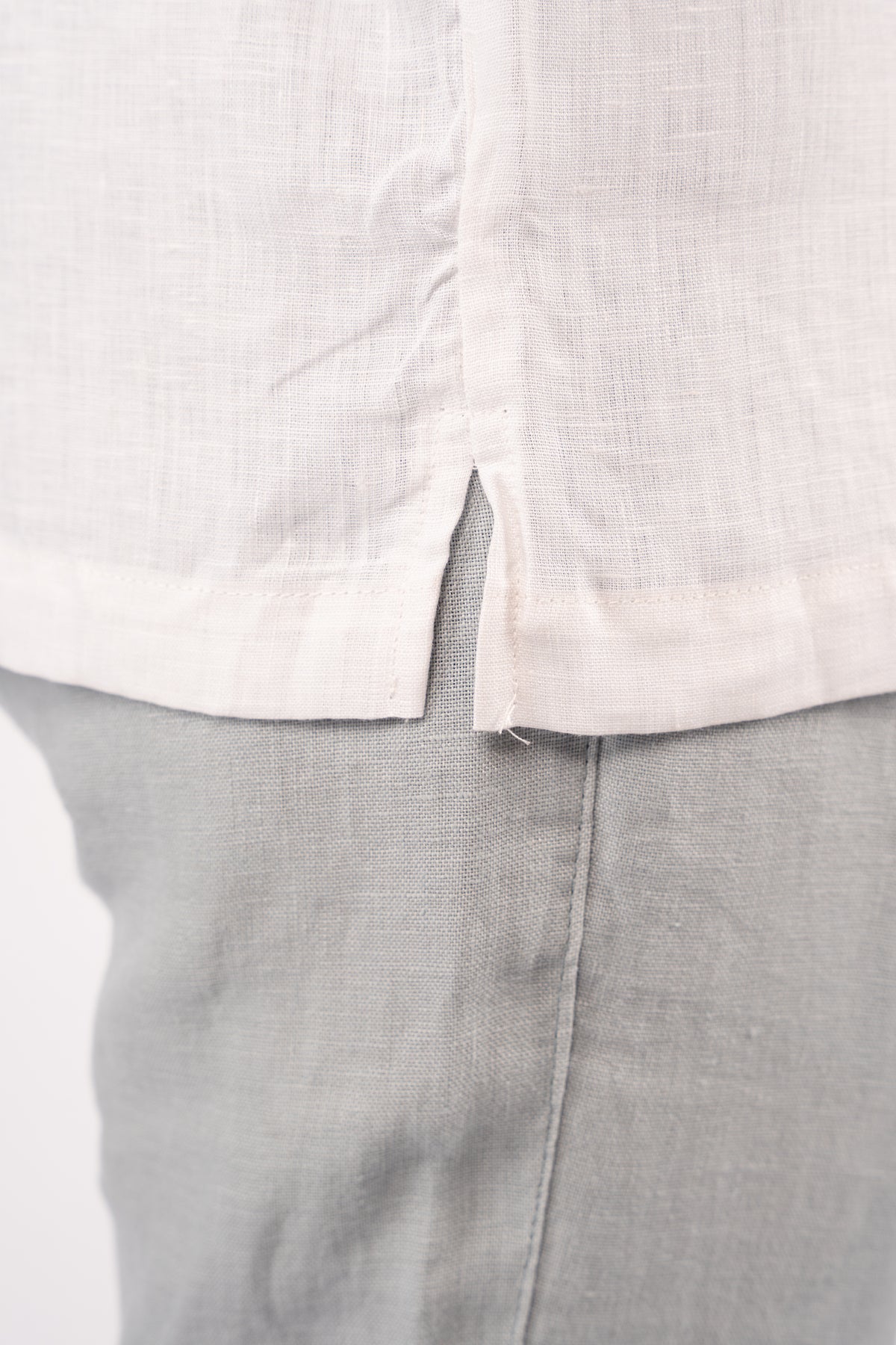 WHITE HALF SLEEVE 100% LINEN SHIRT