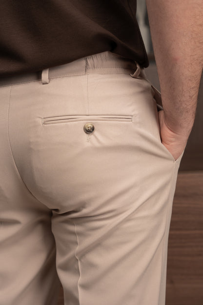 BEIGE TRAVEL SUIT