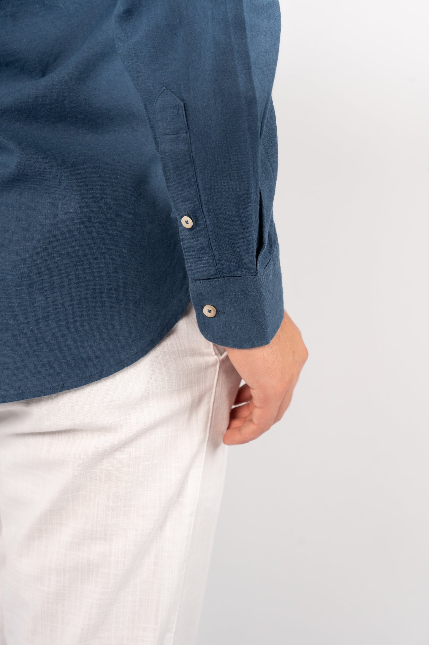INDEGO LINEN SHIRT