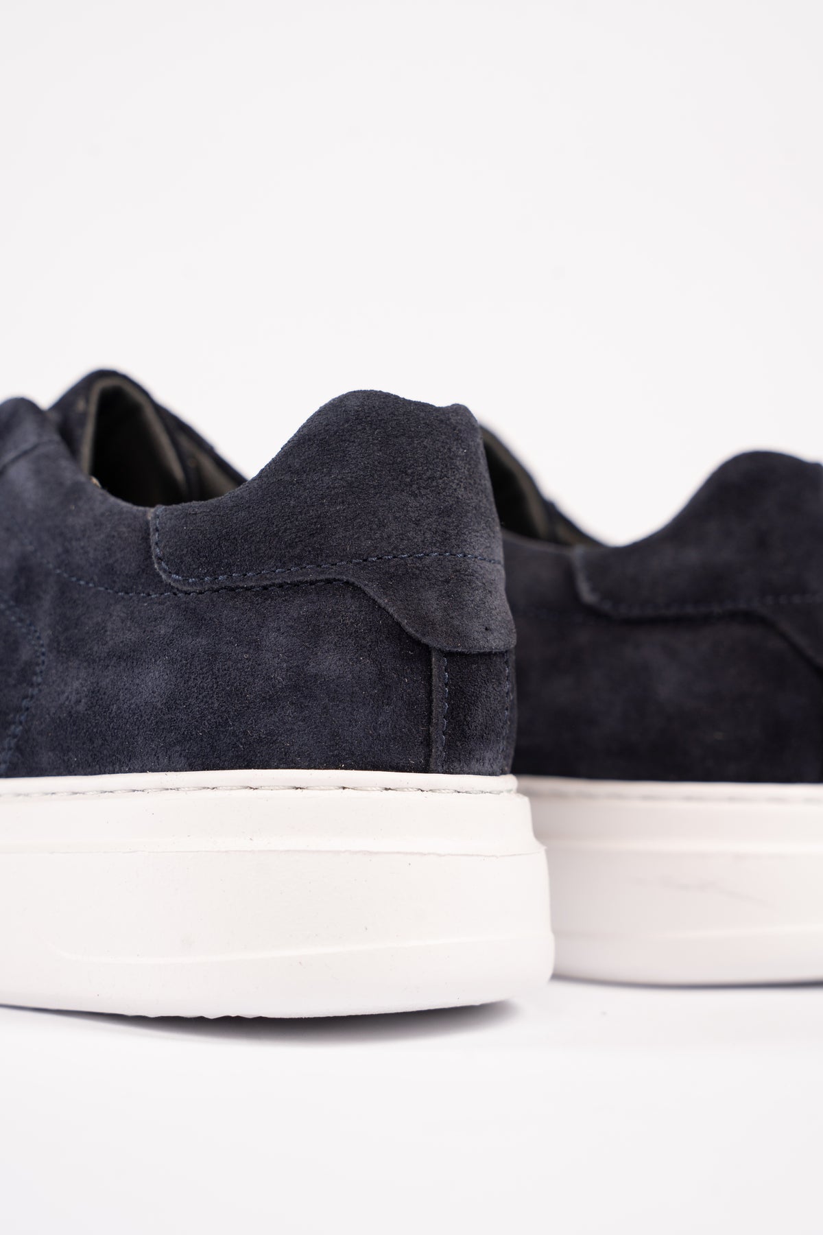 NAVY SUEDE HIGHSOLE ELASTIC SNEAKER