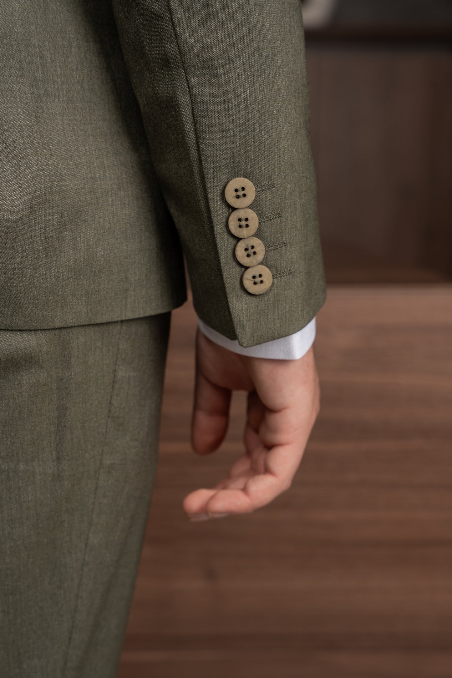 OLIVE TIMELESS SUIT