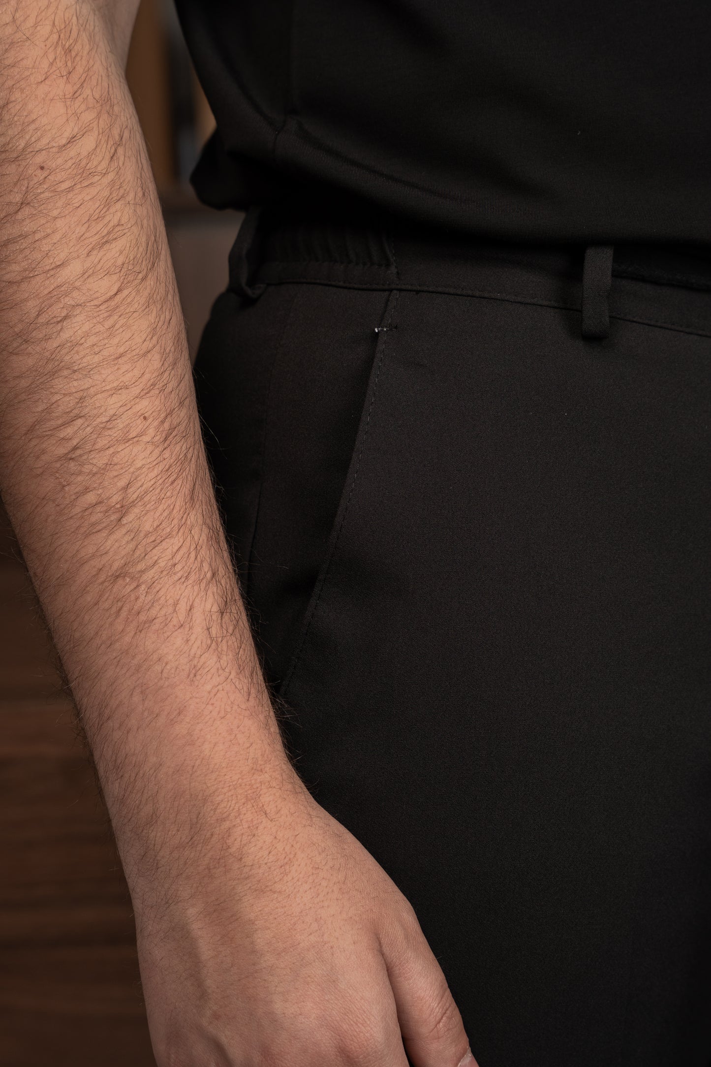 BLACK TRAVEL SUIT