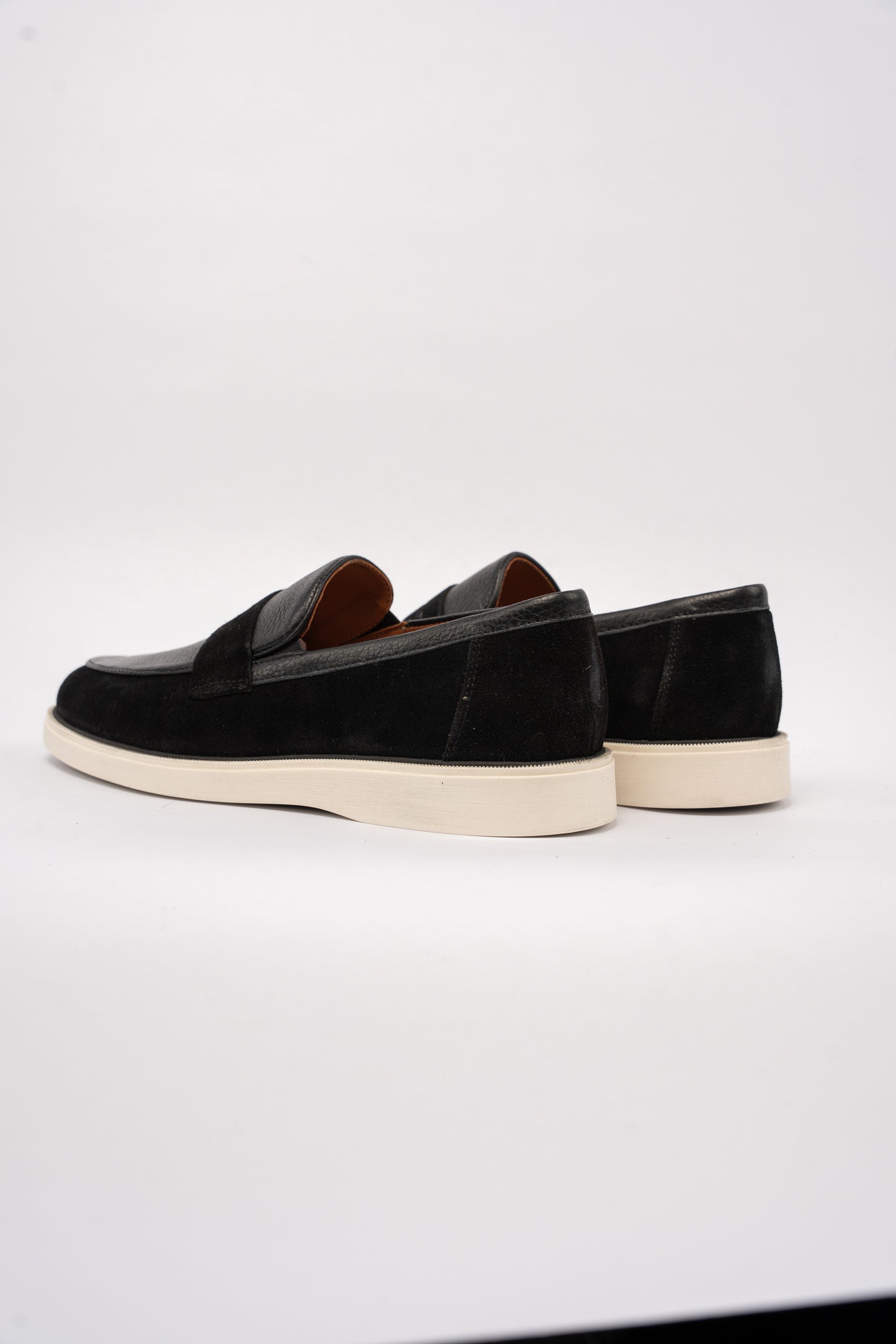 BLACK MIXED PENNY LOAFER