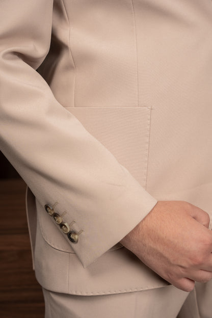 BEIGE TRAVEL SUIT