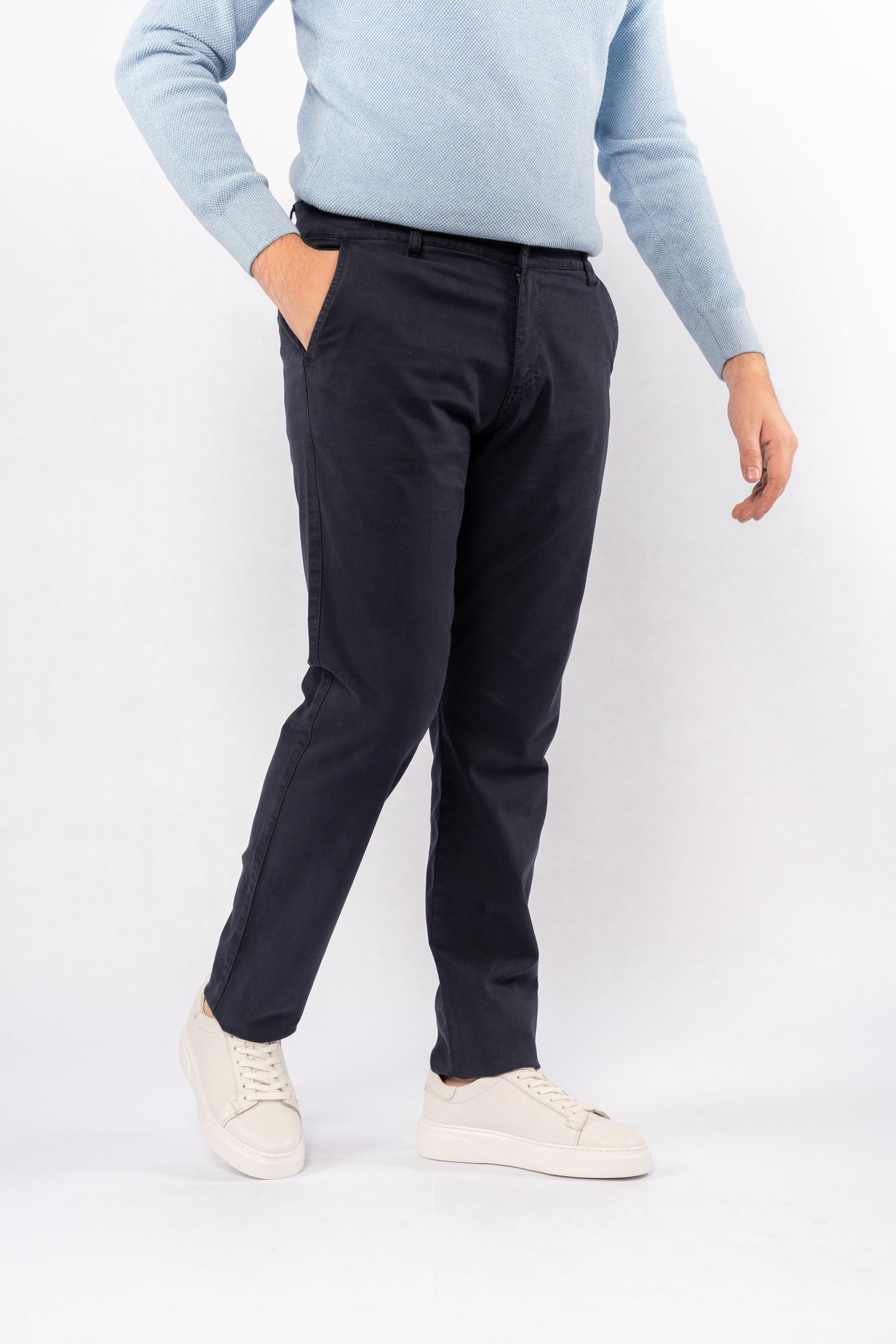 NAVY ELEGANCE CHINO PANT