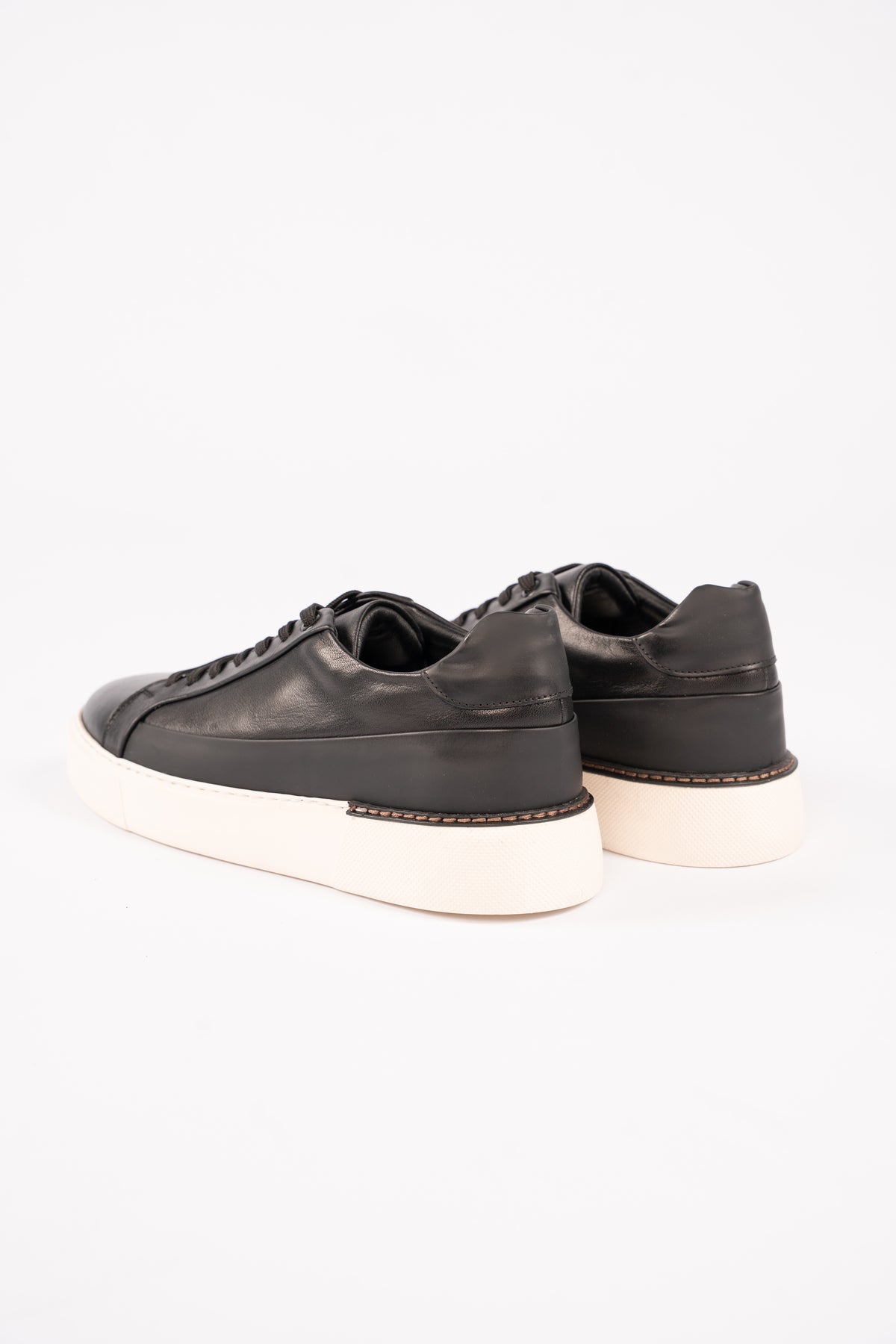 BLACK CREAM SOLE SNEAKER