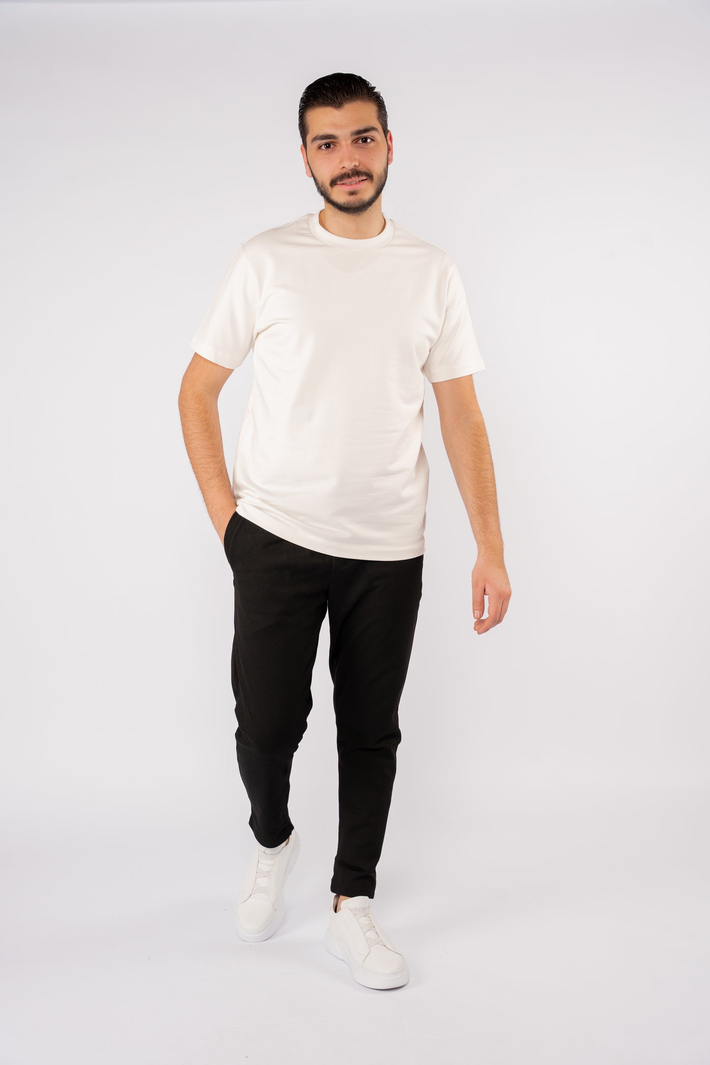 BLACK SLIMFIT SWEATPANT