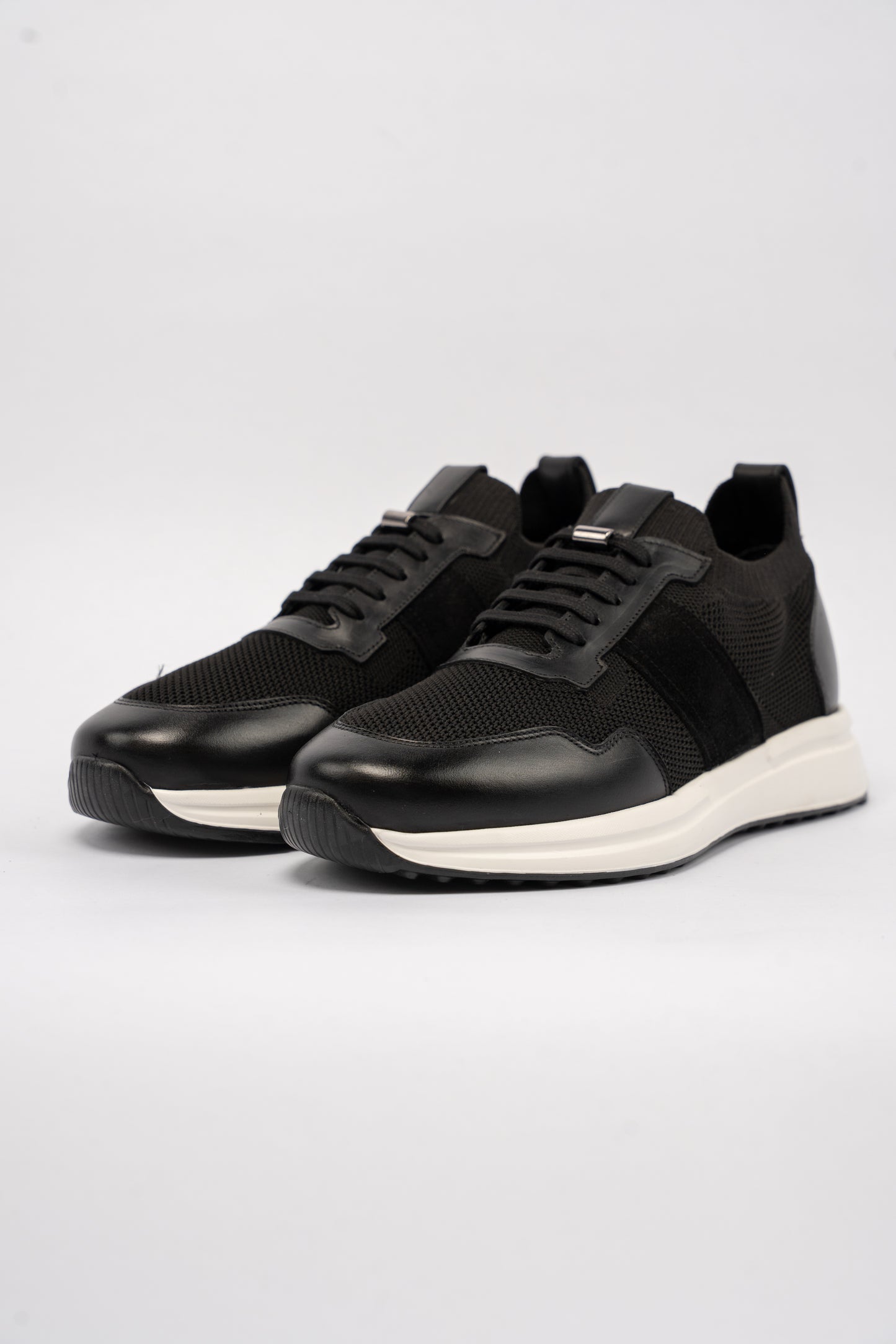 BLACK MIX MATERIAL SNEAKER