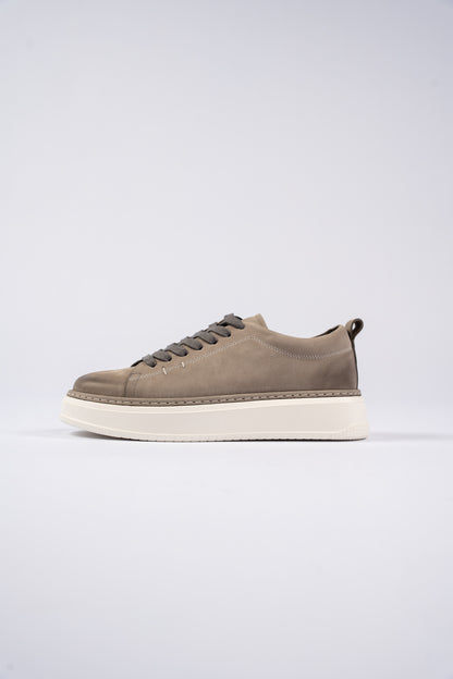 GREIGE CASUAL NUBUCK SNEAKER