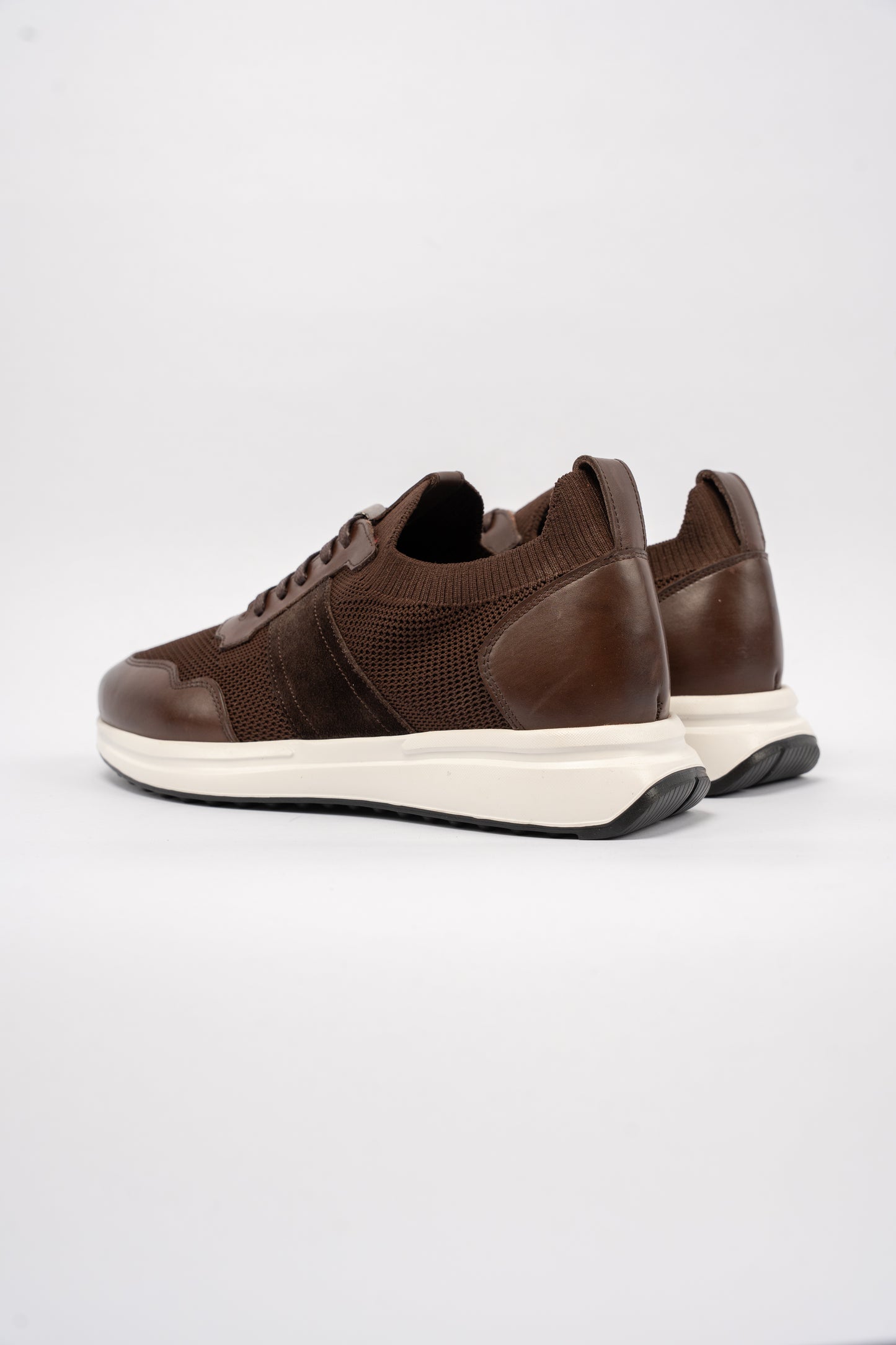 BROWN MIX MATERIAL SNEAKER