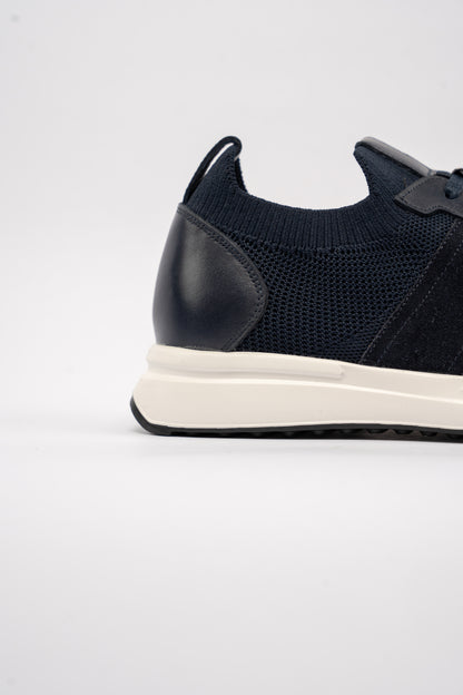 NAVY MIX MATERIAL SNEAKER