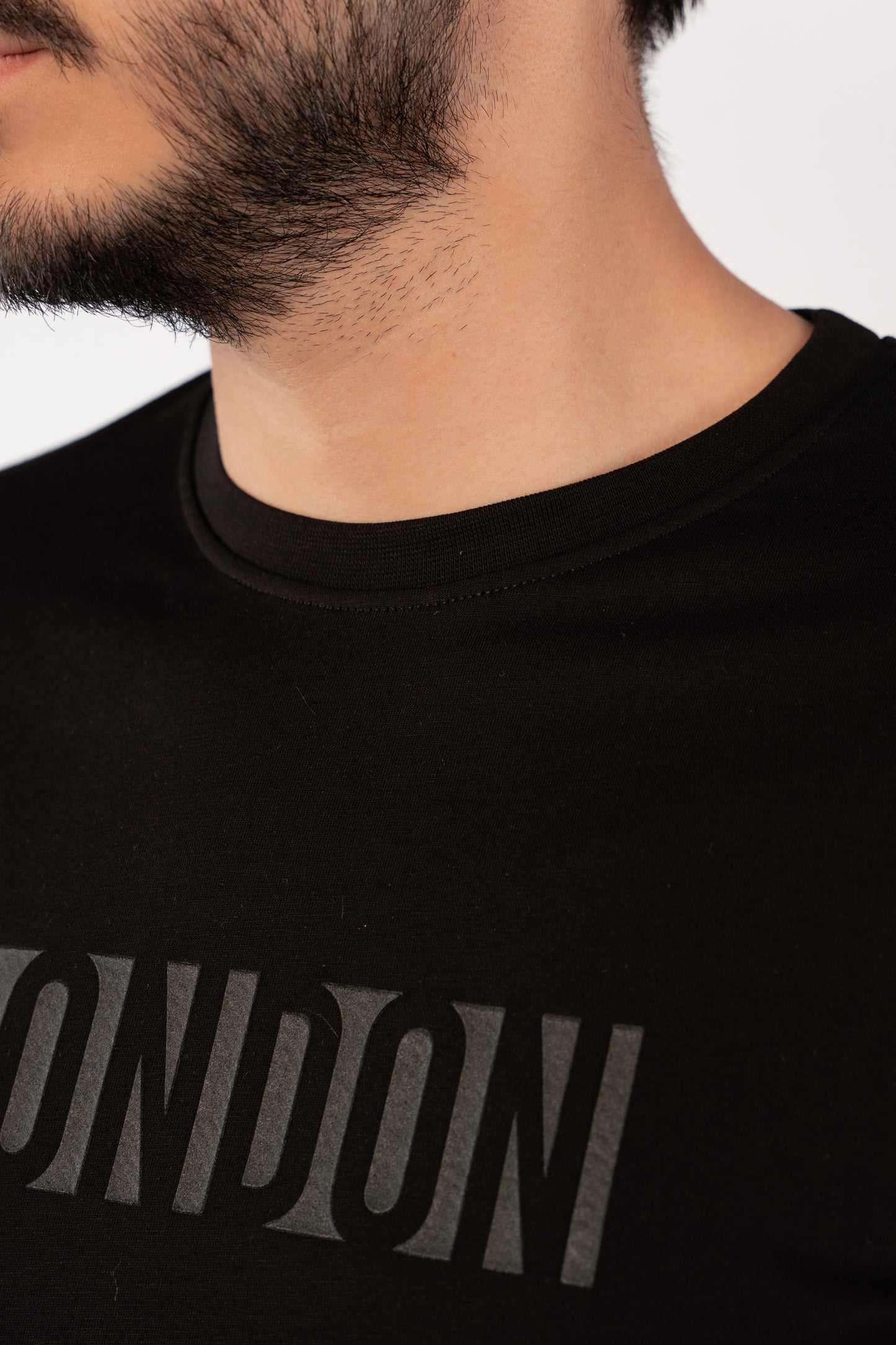BLACK LONDON TSHIRT
