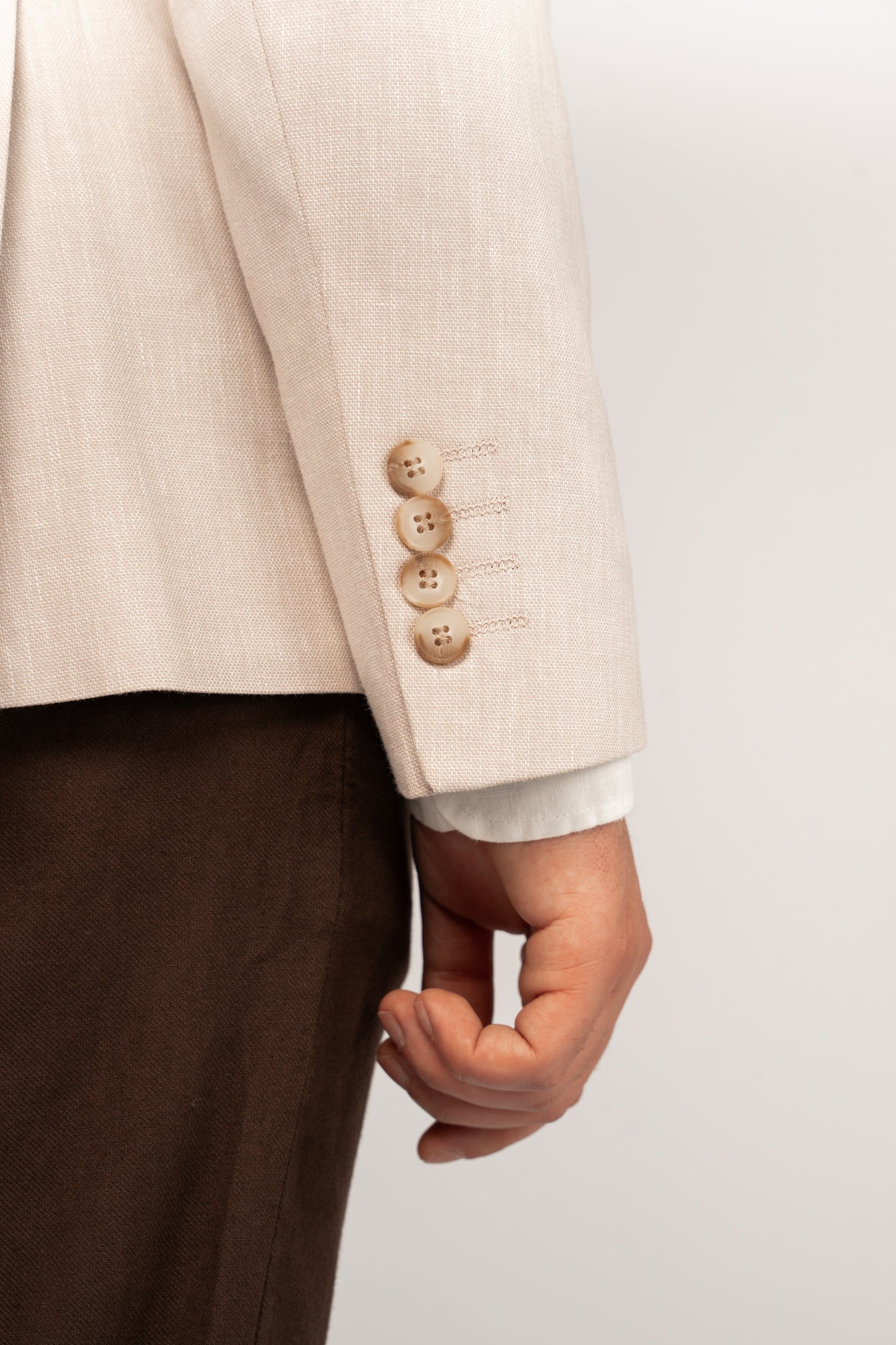 BEIGE SOPHISTICATED BLAZER