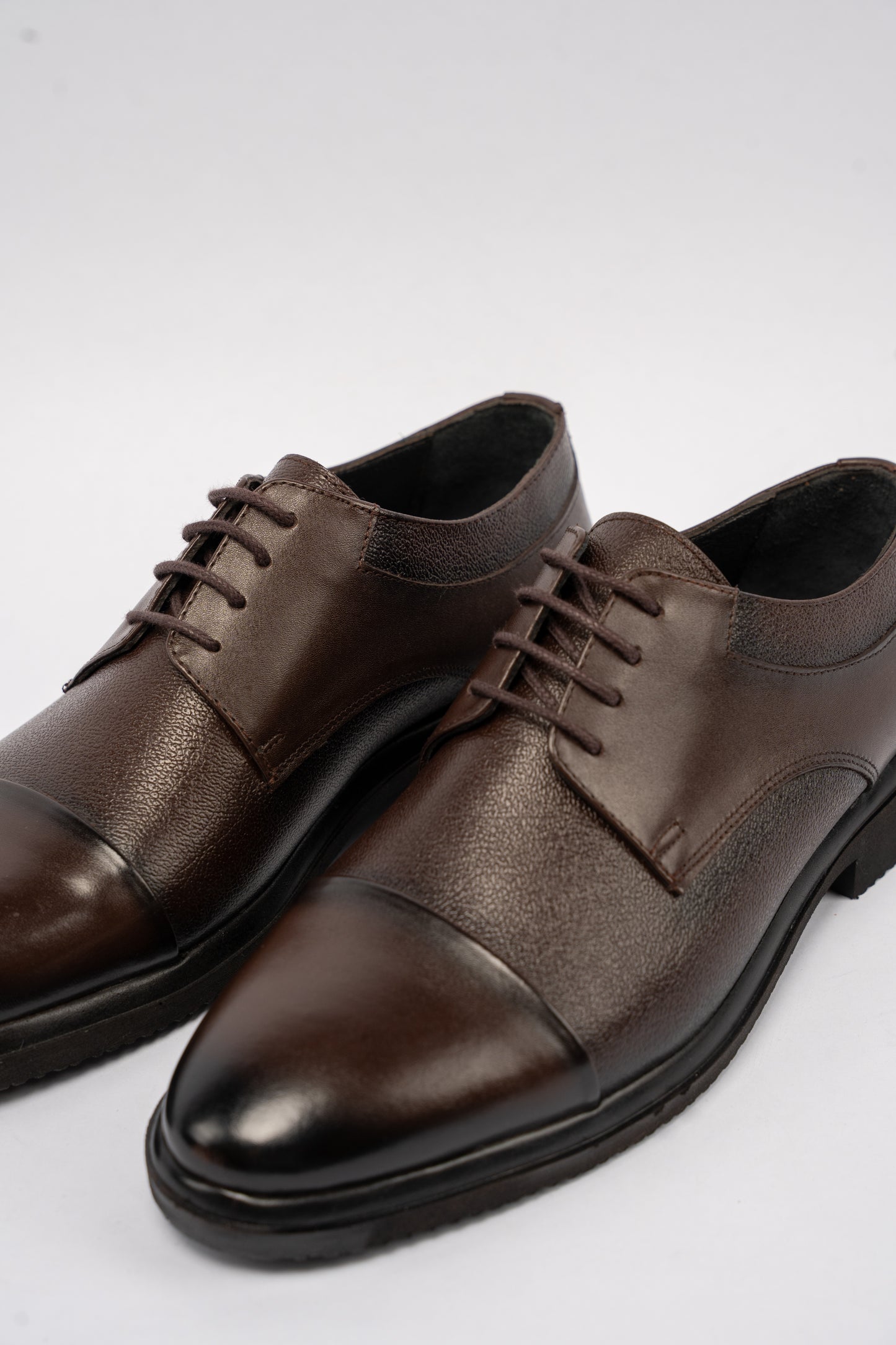 BROWN DERBY SHOE