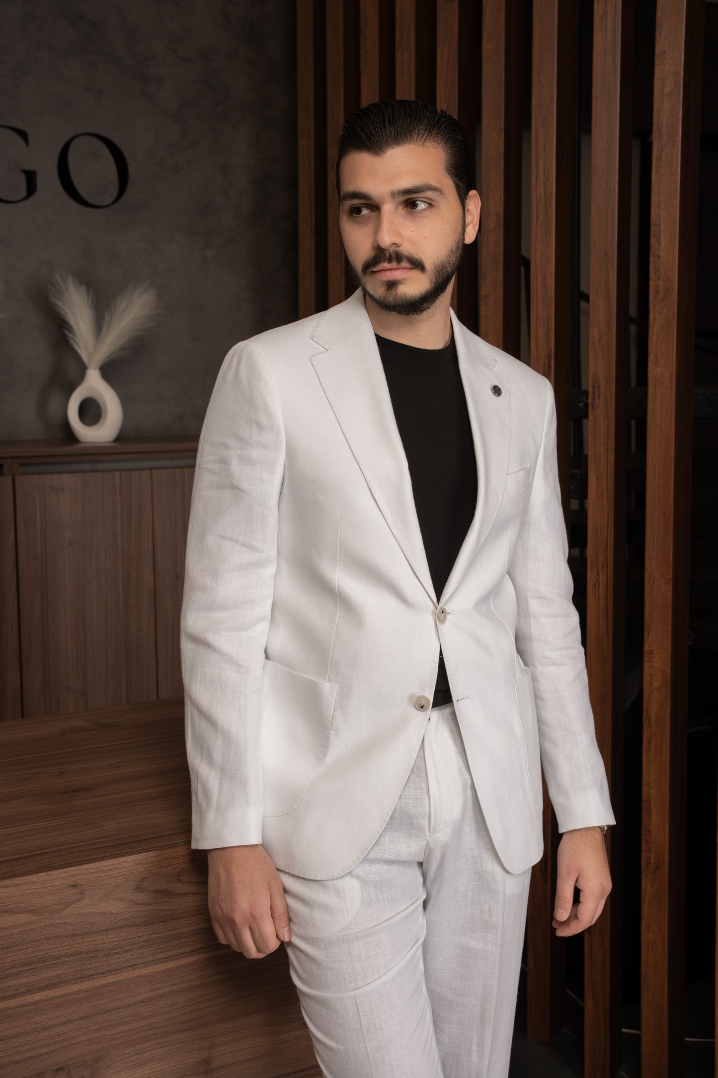 WHITE CASUAL LINEN SUIT