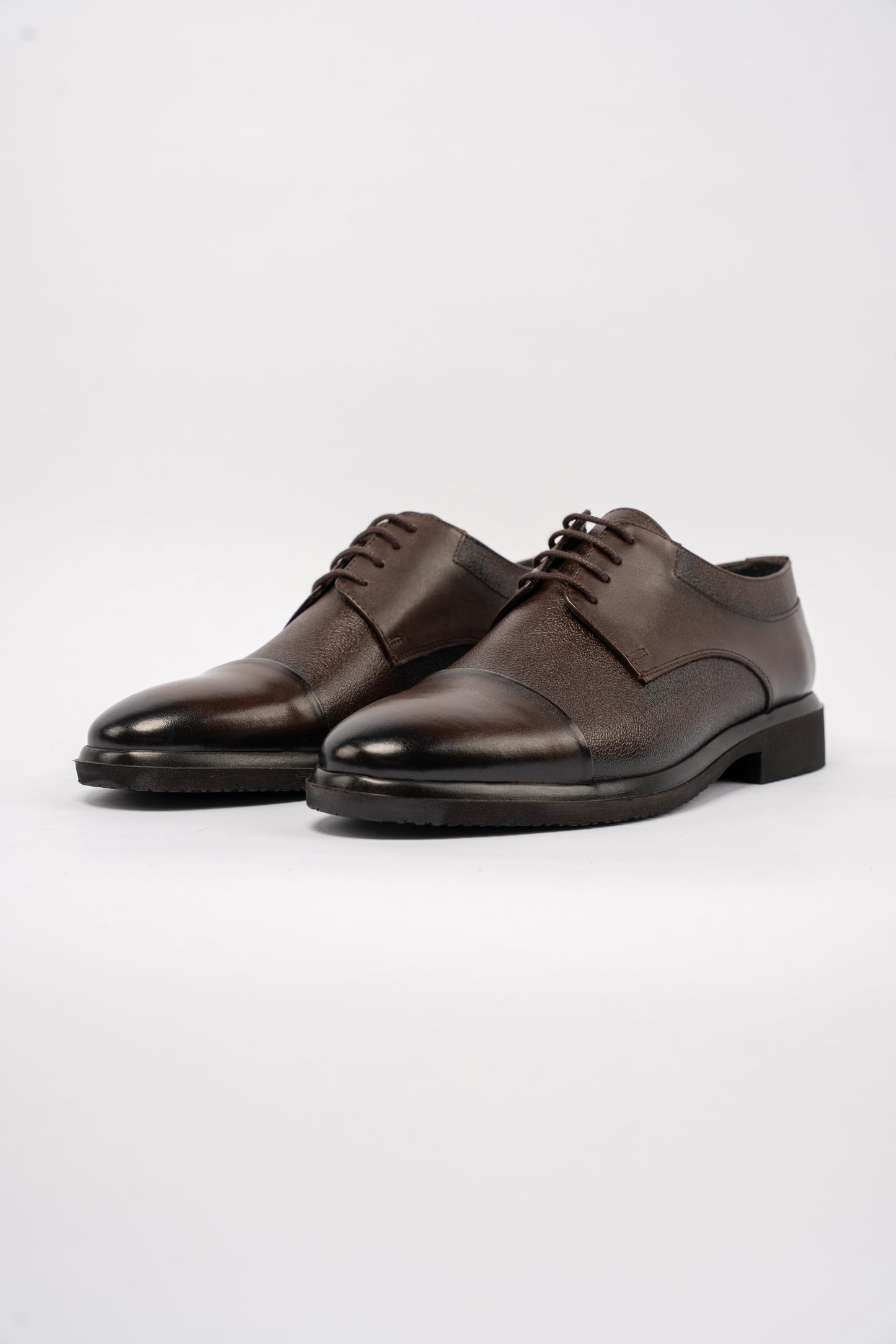BROWN DERBY SHOE