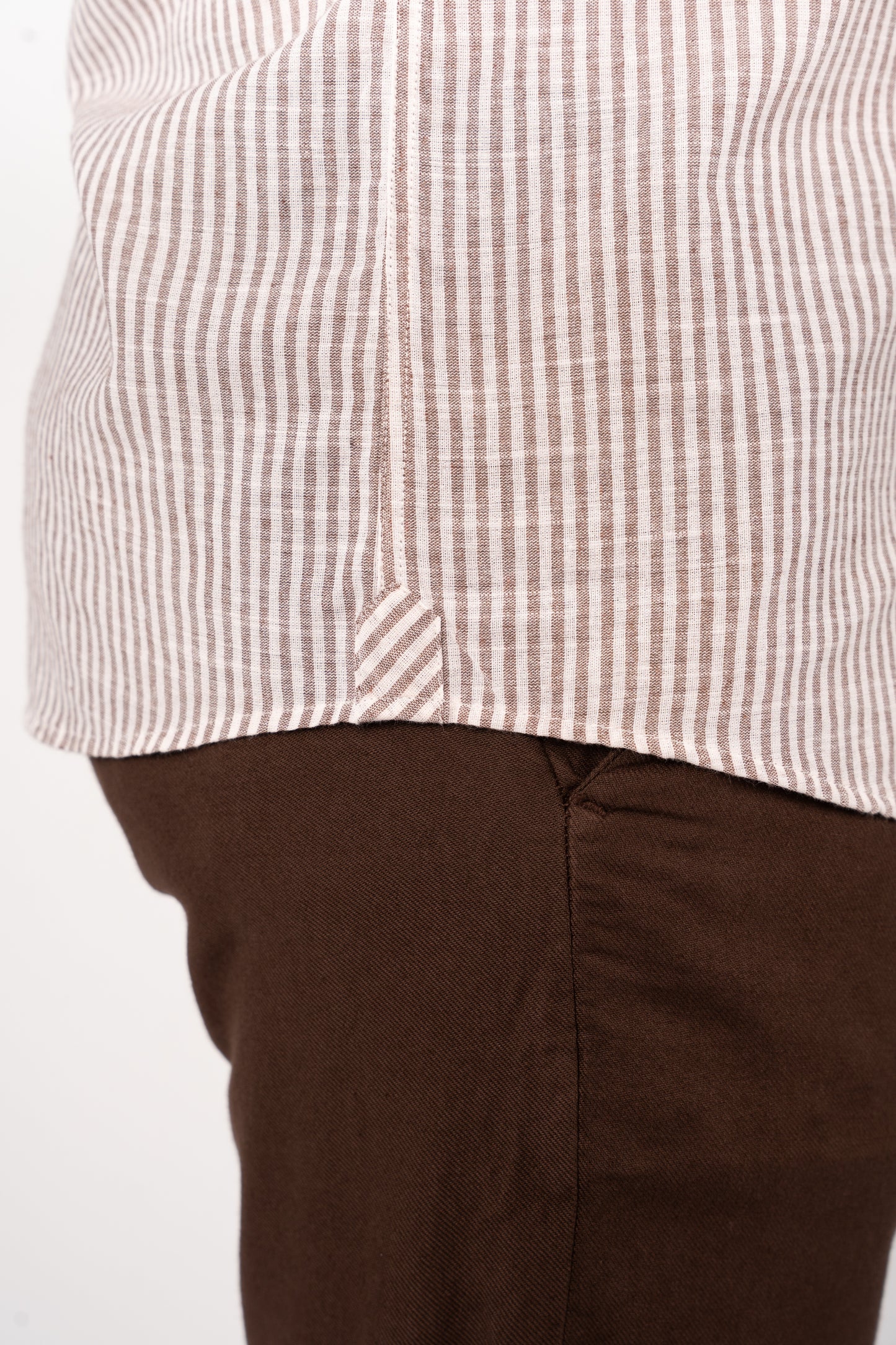 BROWN LINED OXFORD SHIRT