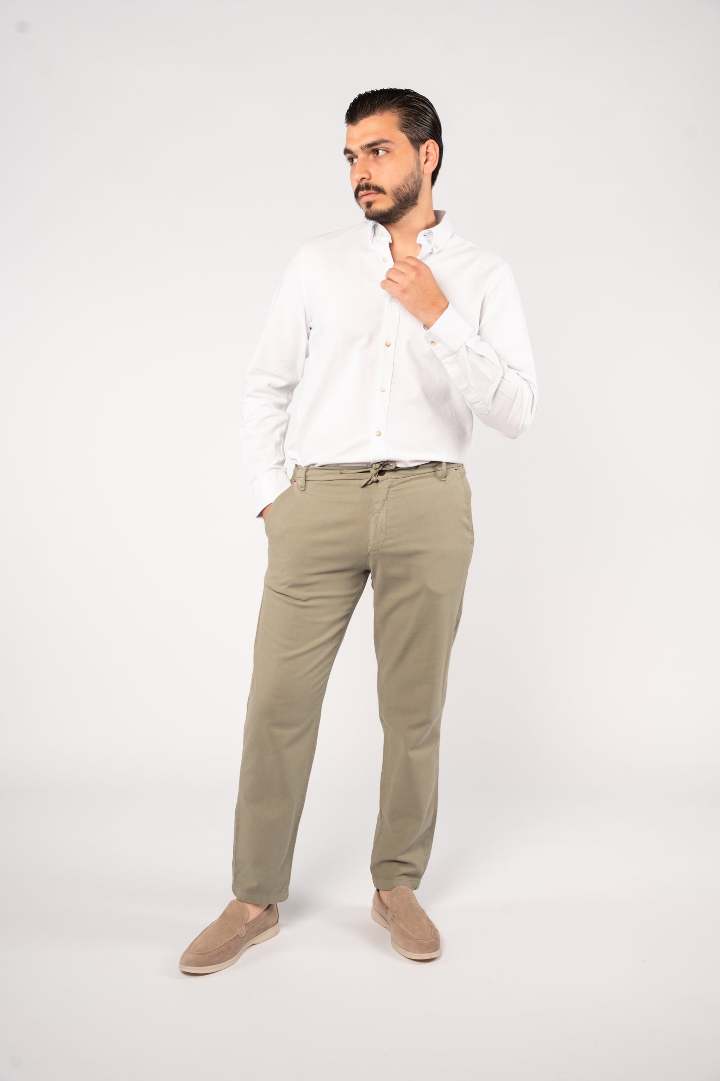 WHITE OXFORD SHIRT