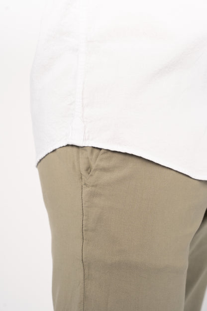 WHITE OXFORD SHIRT