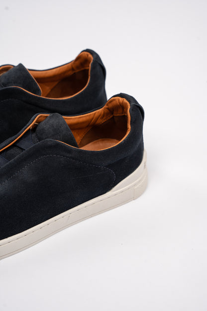 NAVY TRIPLE X ELASTIC SNEAKER