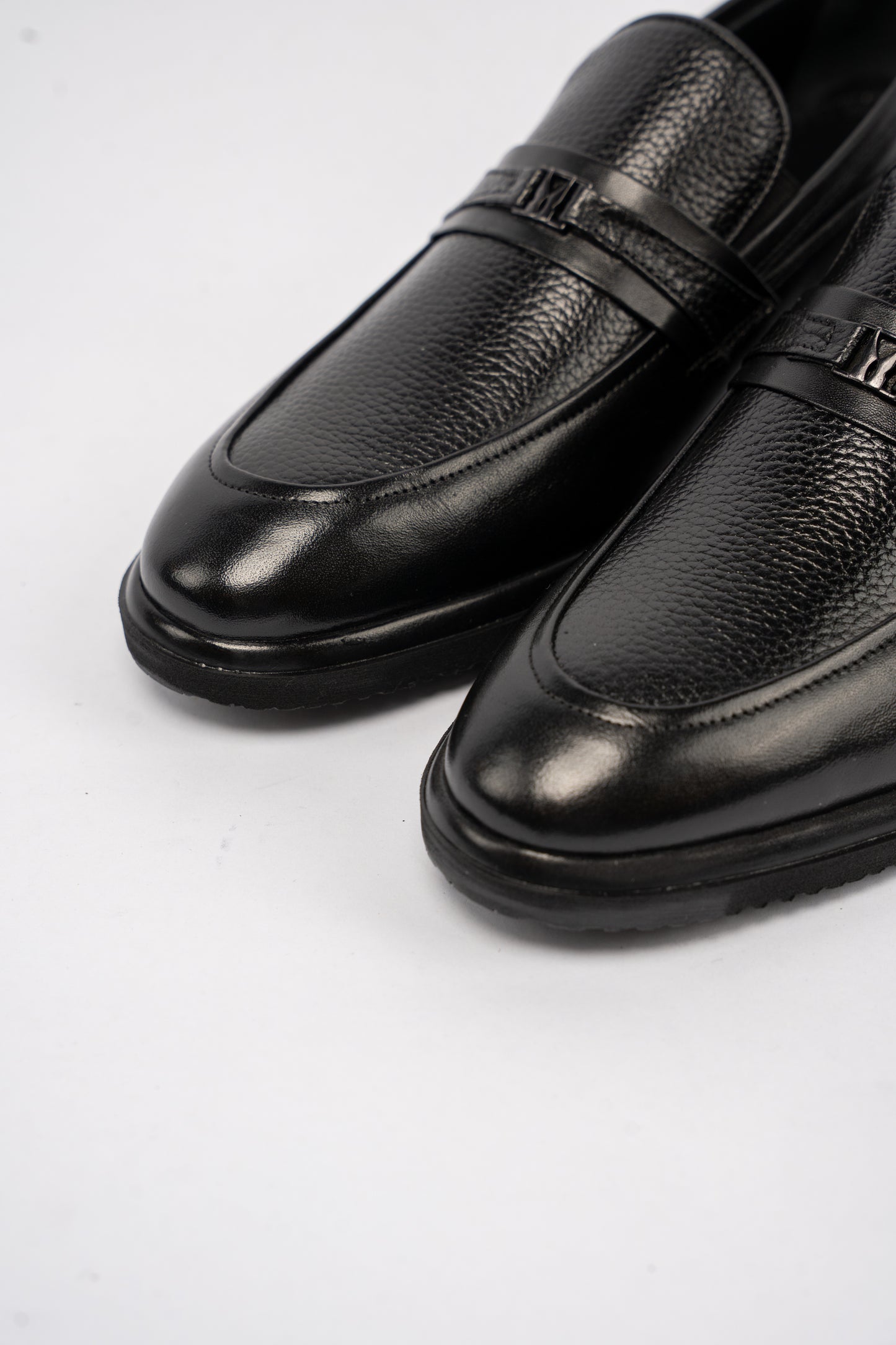 BLACK ELEGENT LOAFER