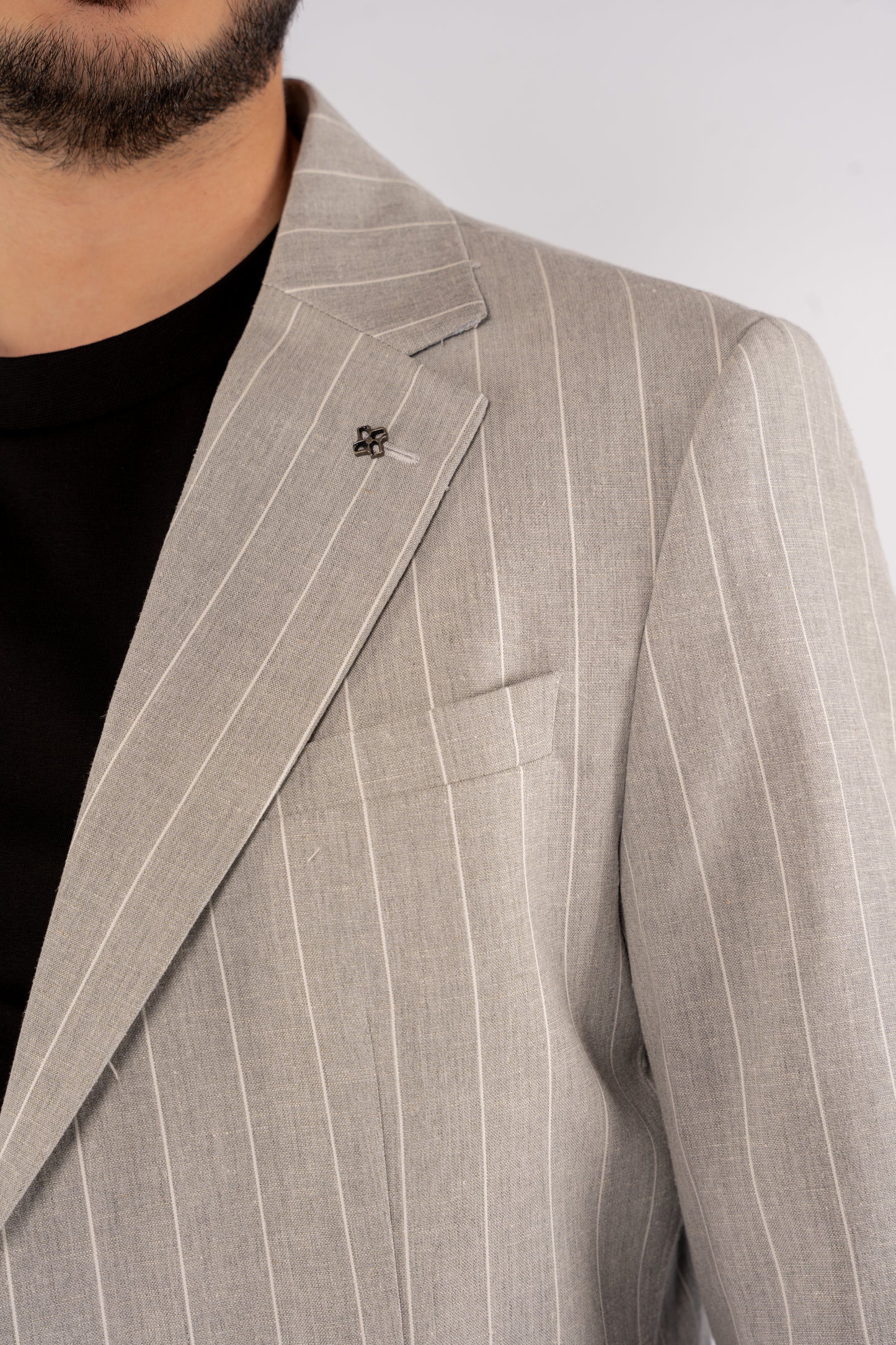 GREY LINED BLAZER