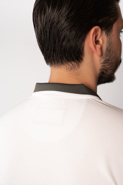 WHITE OLIVE COLLAR ZIPPER POLO