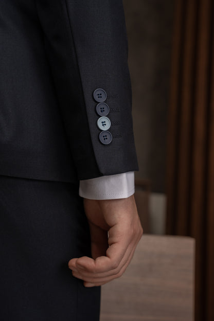NAVY TIMELESS SUIT
