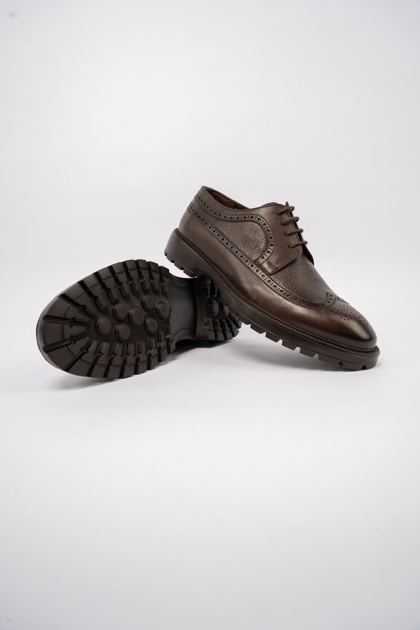 BROWN BROGUE SHOE