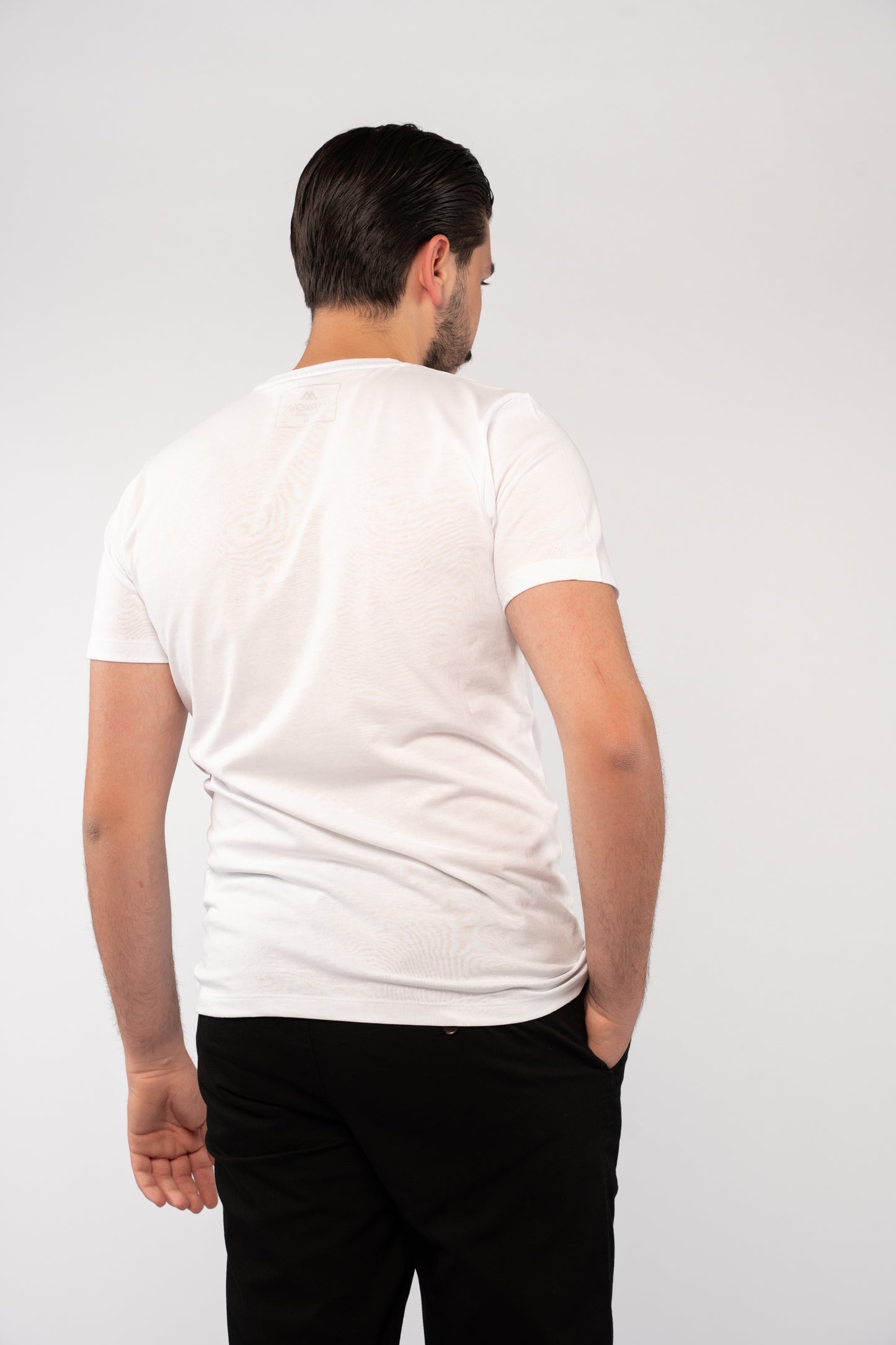 WHITE URBAN TSHIRT