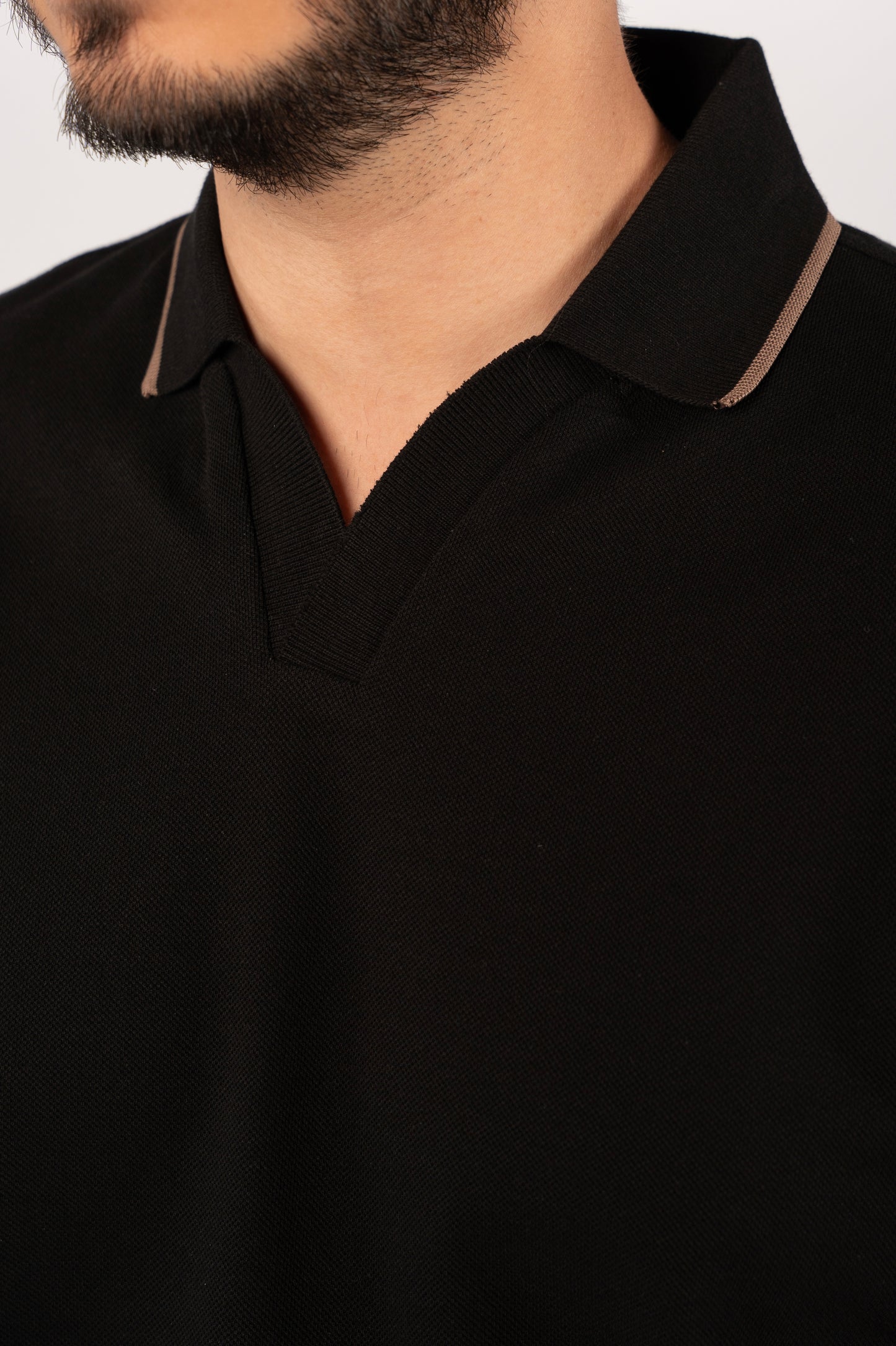 BLACK BROWN LINE VNECK POLO
