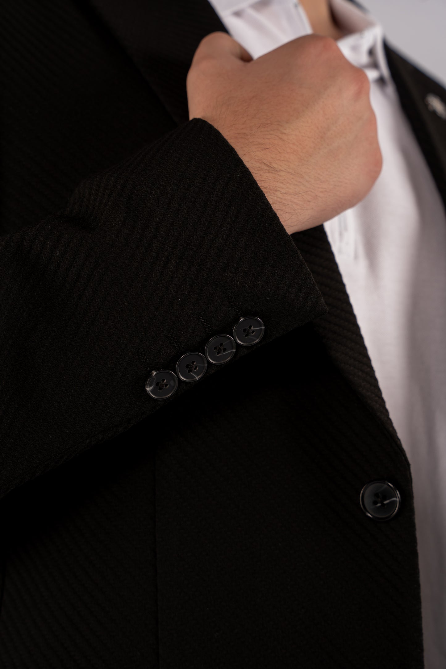 BLACK DIAGONAL TEXTURE BLAZER