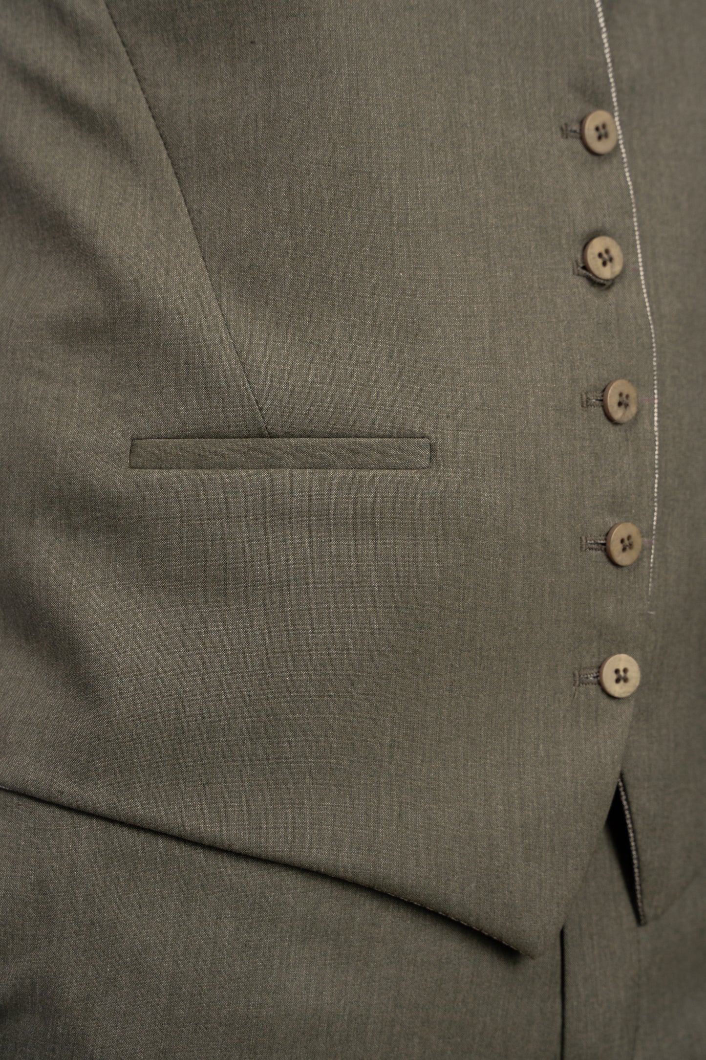 OLIVE TIMELESS SUIT