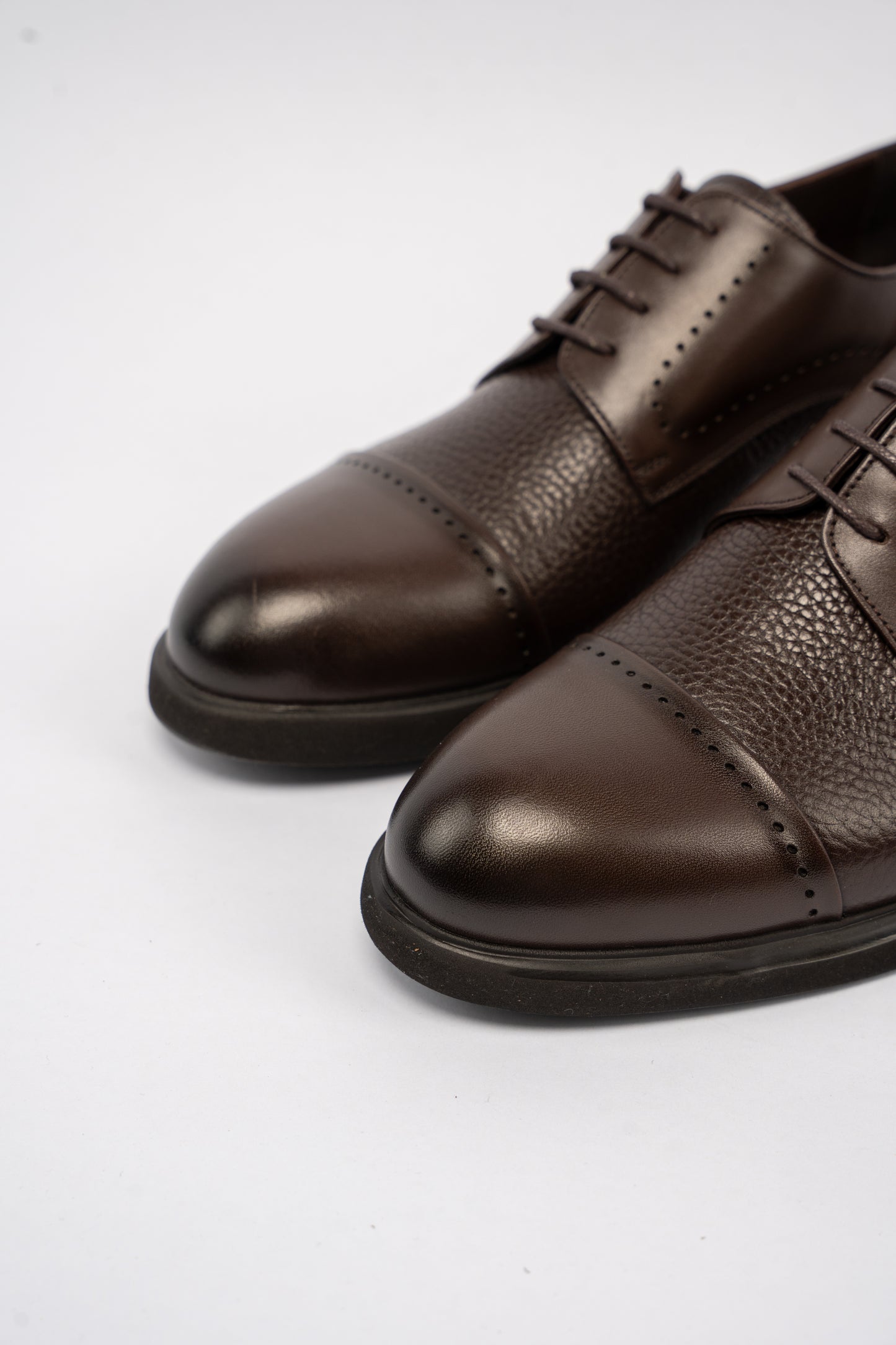 BROWN PREMIUM DERBY SHOE