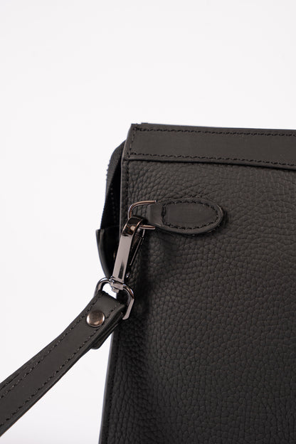 BLACK LEVANT SEAL LEATHER CLUTCH BAG