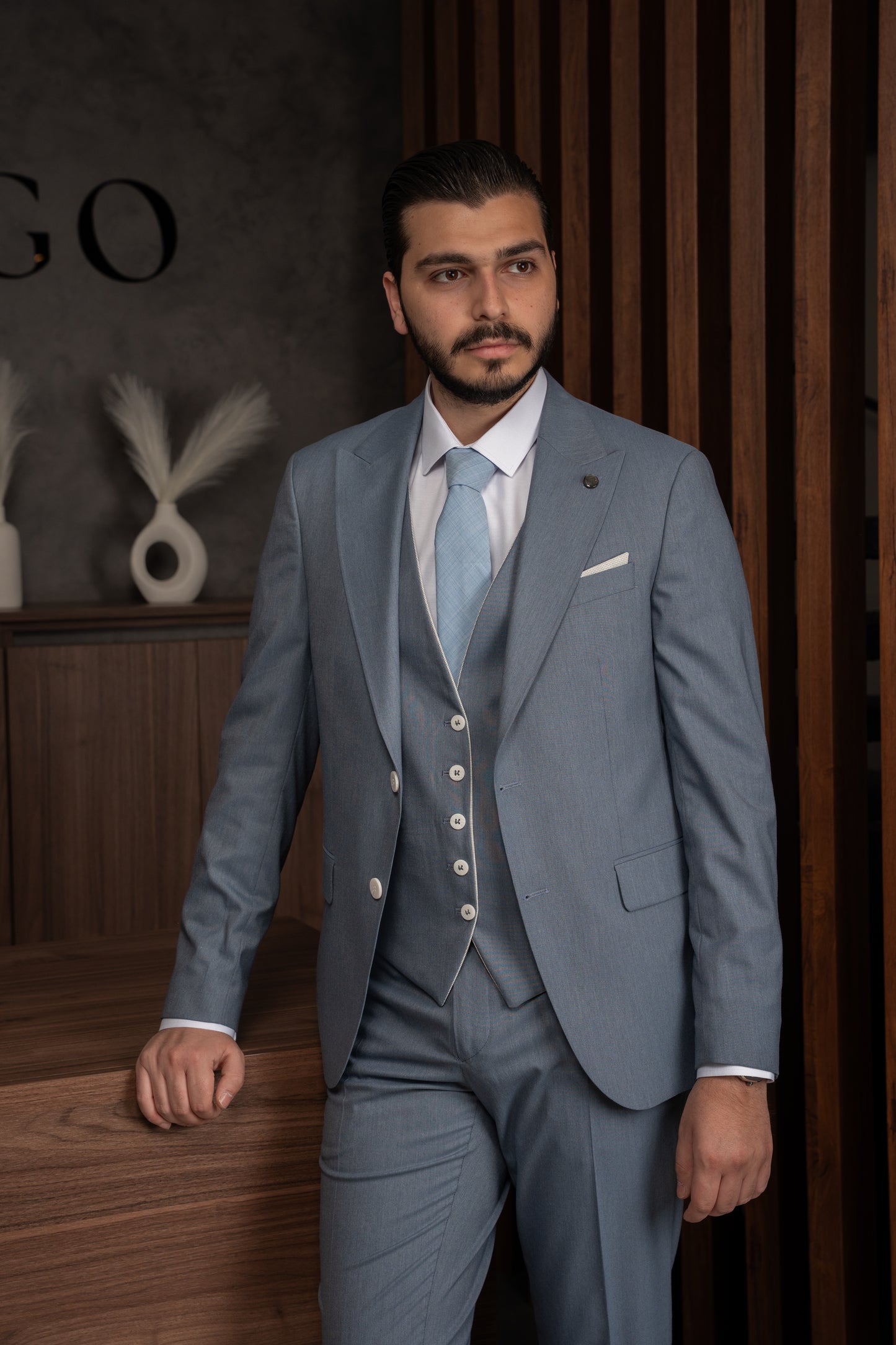 BLUE TIMELESS SUIT