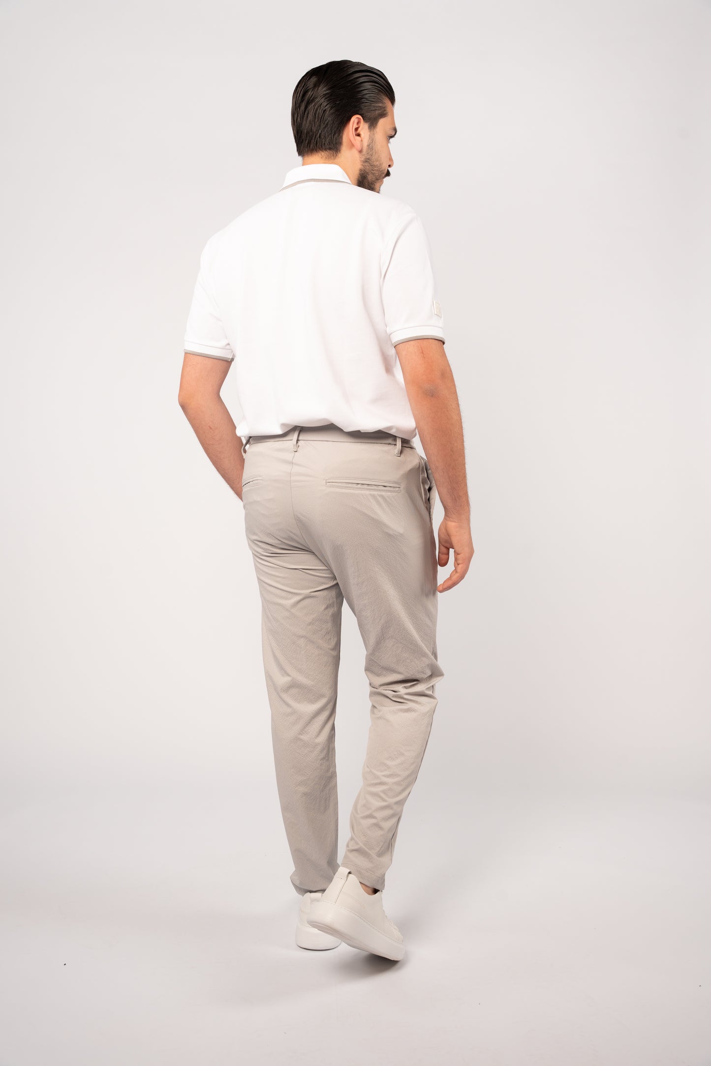 WHITE GREY LINE ZIPPER POLO